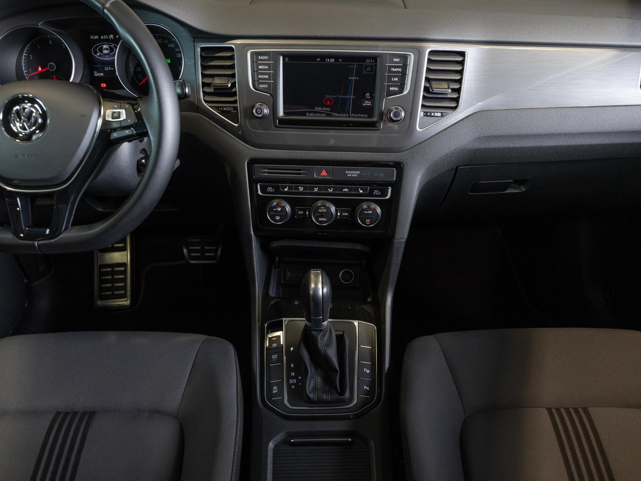 Foto van Volkswagen Golf Sportsvan