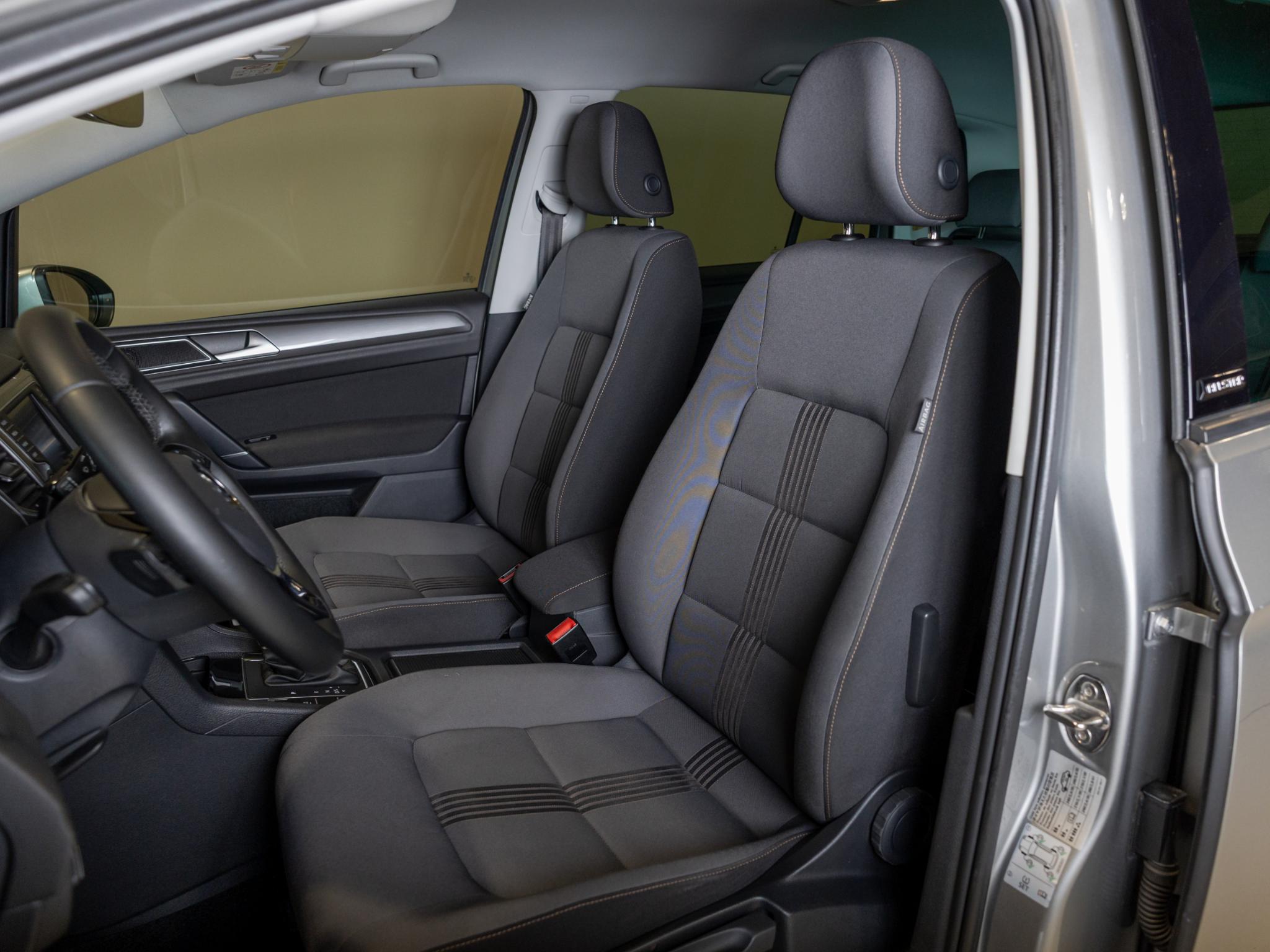 Foto van Volkswagen Golf Sportsvan
