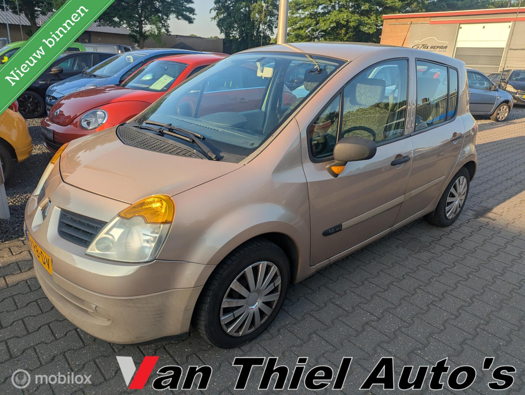Renault Modus 1.6-16V Expression Luxe 2005 - voorkant