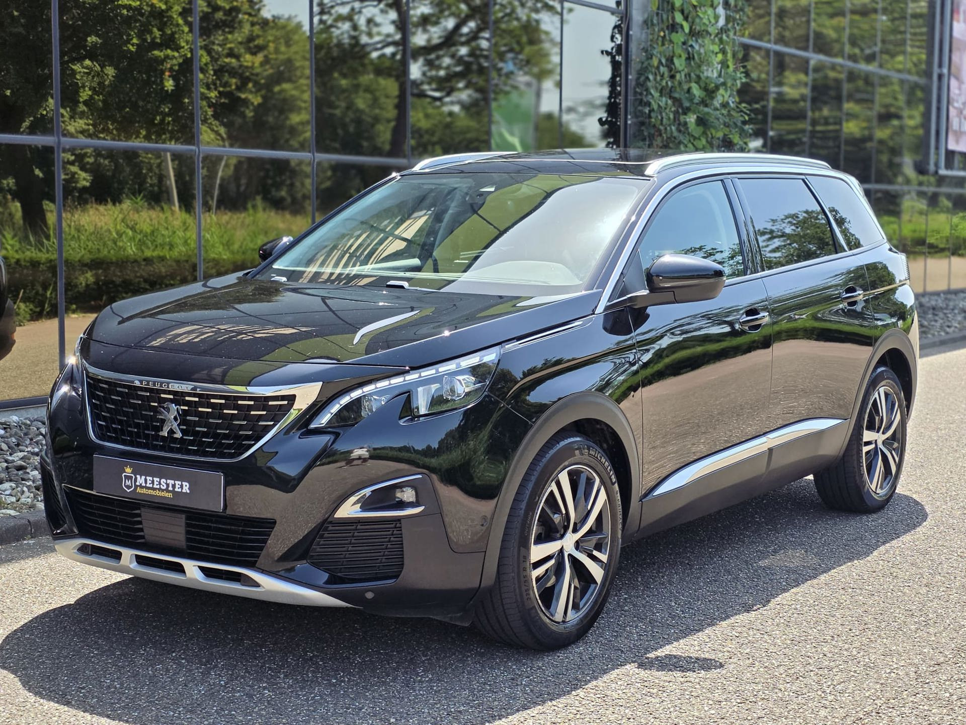 Foto van PEUGEOT 5008
