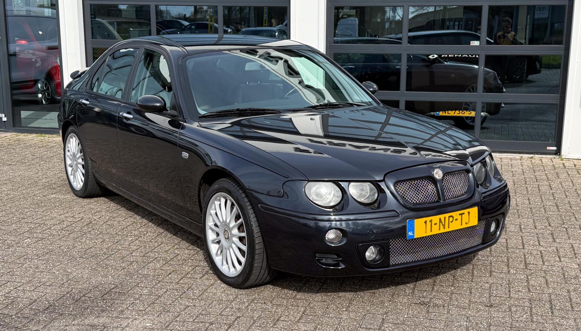 Foto van MG MG ZT