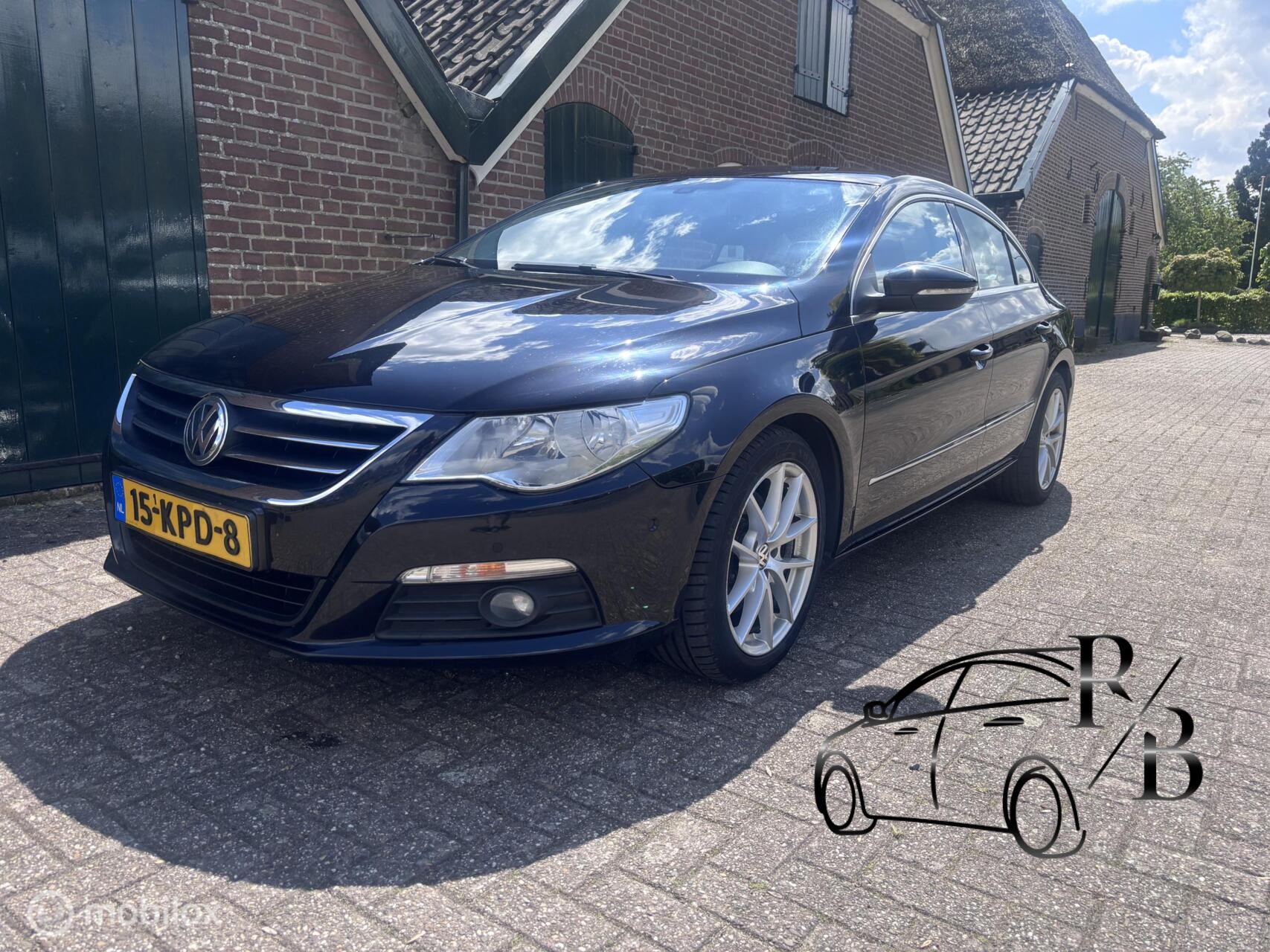 Volkswagen Passat CC 1.8 TSI 4p. NAVI AIRCO PARK SENS 2010 - voorkant