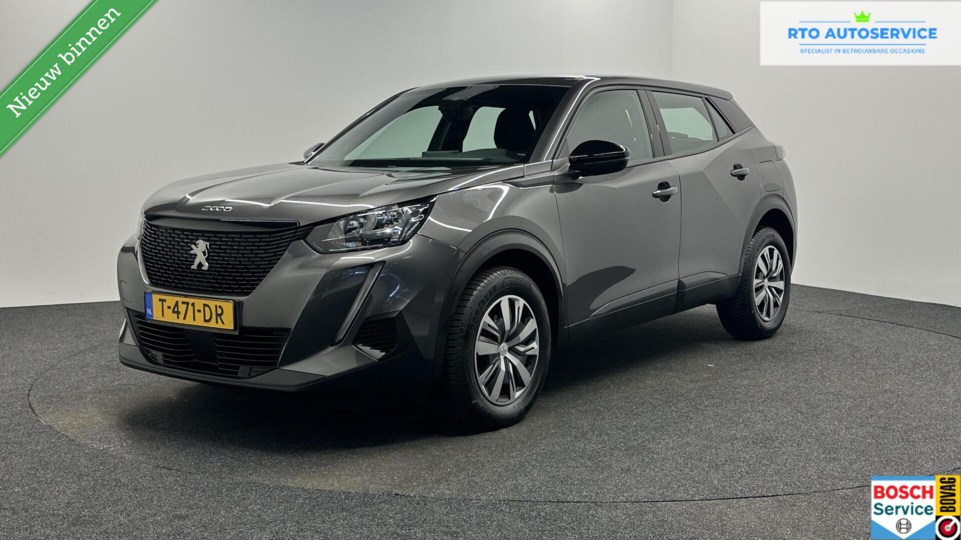 Peugeot 2008 1.2 PureTech Active Pack CARPLAY NAVI CRUISE. 2023 - voorkant