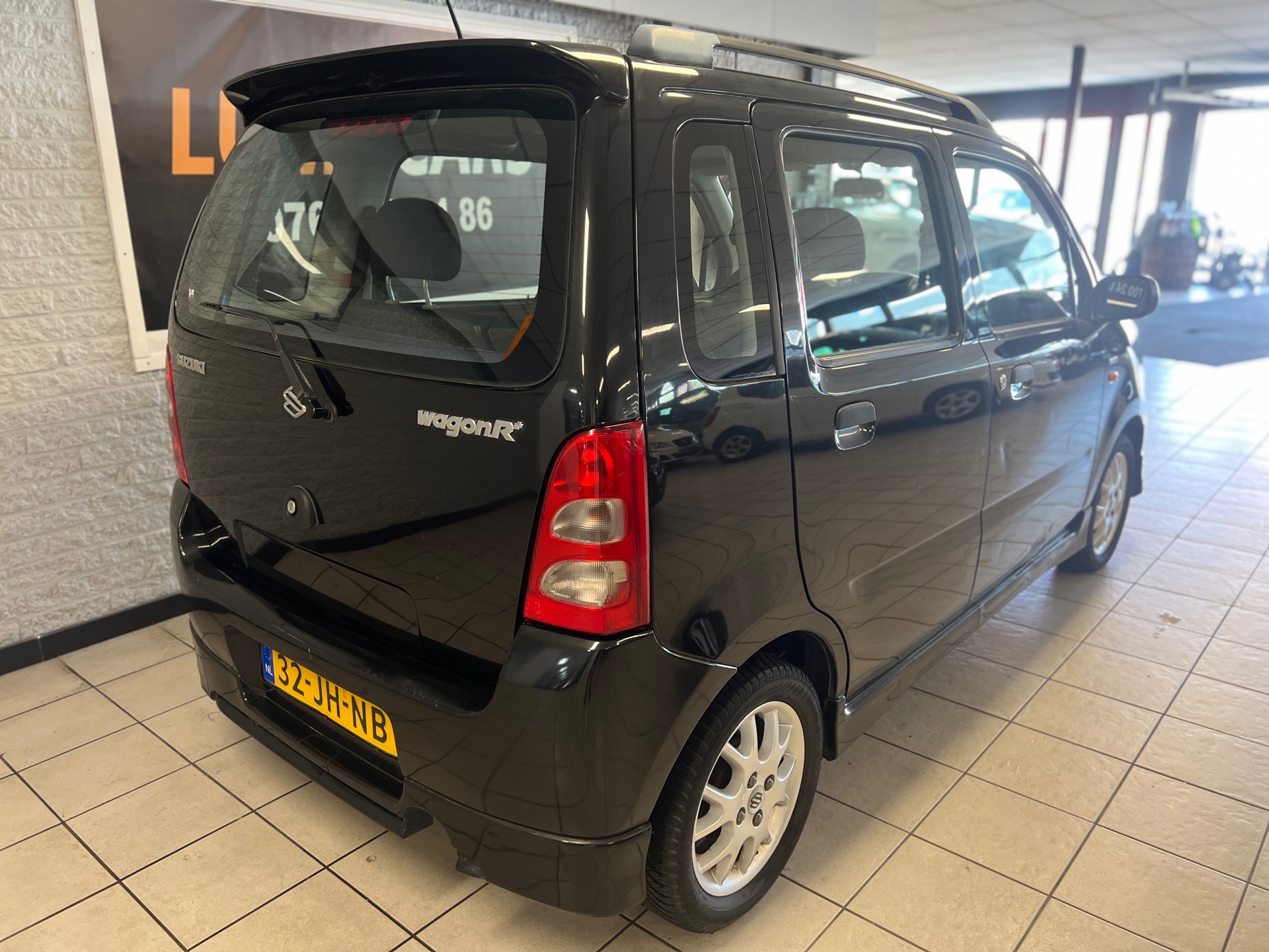 Foto van Suzuki Wagon R