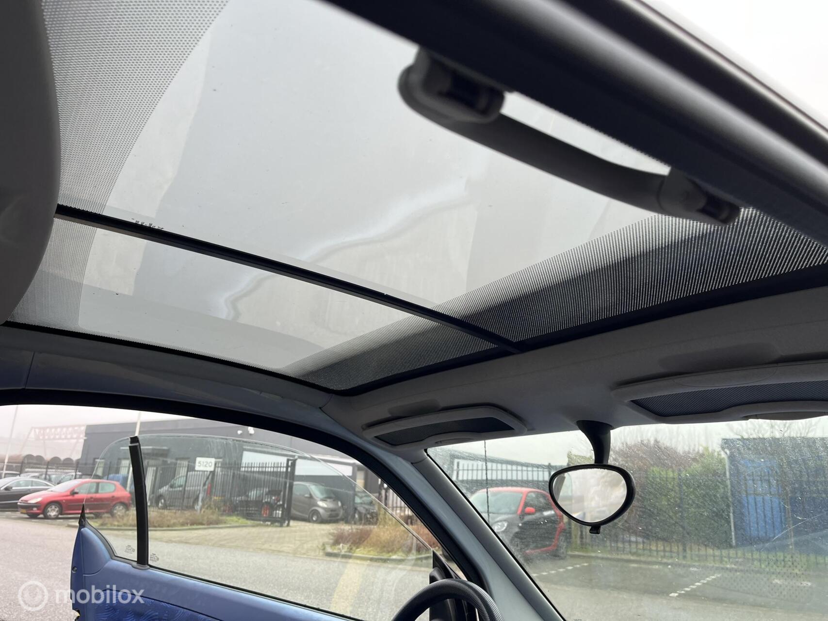 Foto van Smart City-coupé Aqua Vanilla Panorama Dak Airco
