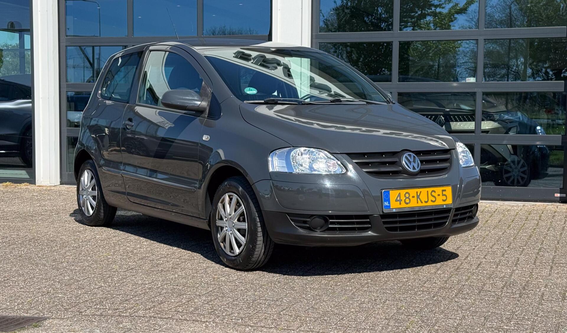 Volkswagen Fox 1.2 Trendline 1e eigenaar! 2009 - voorkant