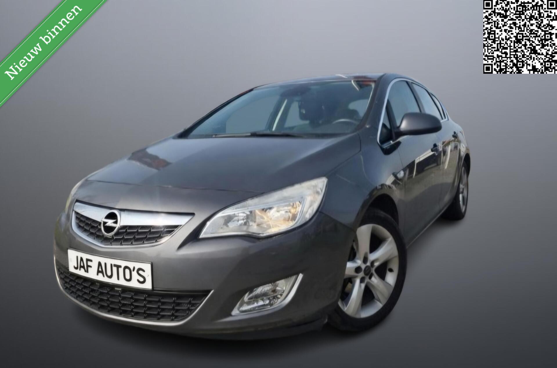 Opel Astra 1.6 Cosmo Cruise Airco 5drs 2de eigenaar! 2010 - voorkant