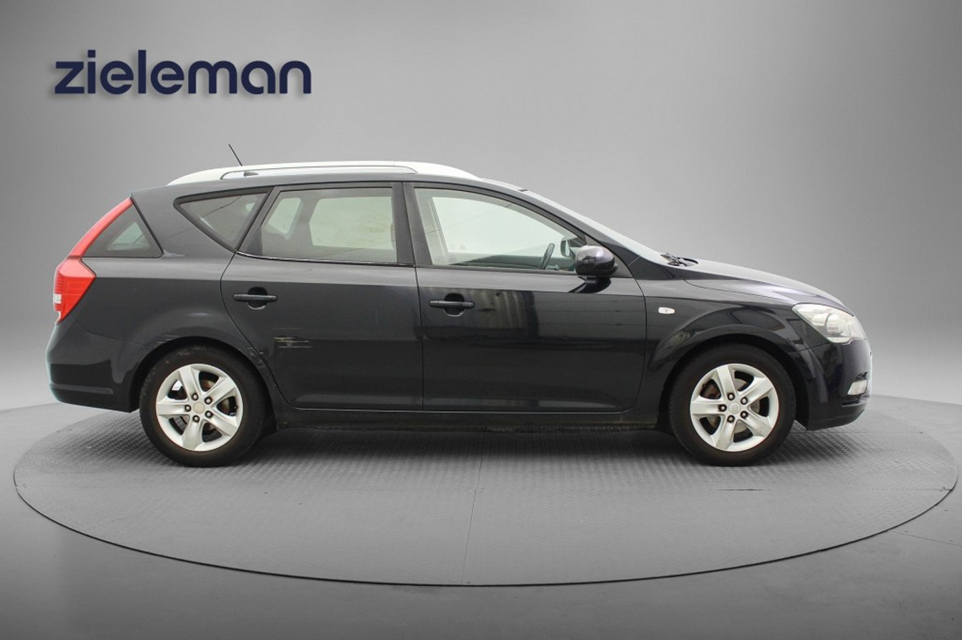 Foto van Kia Cee D