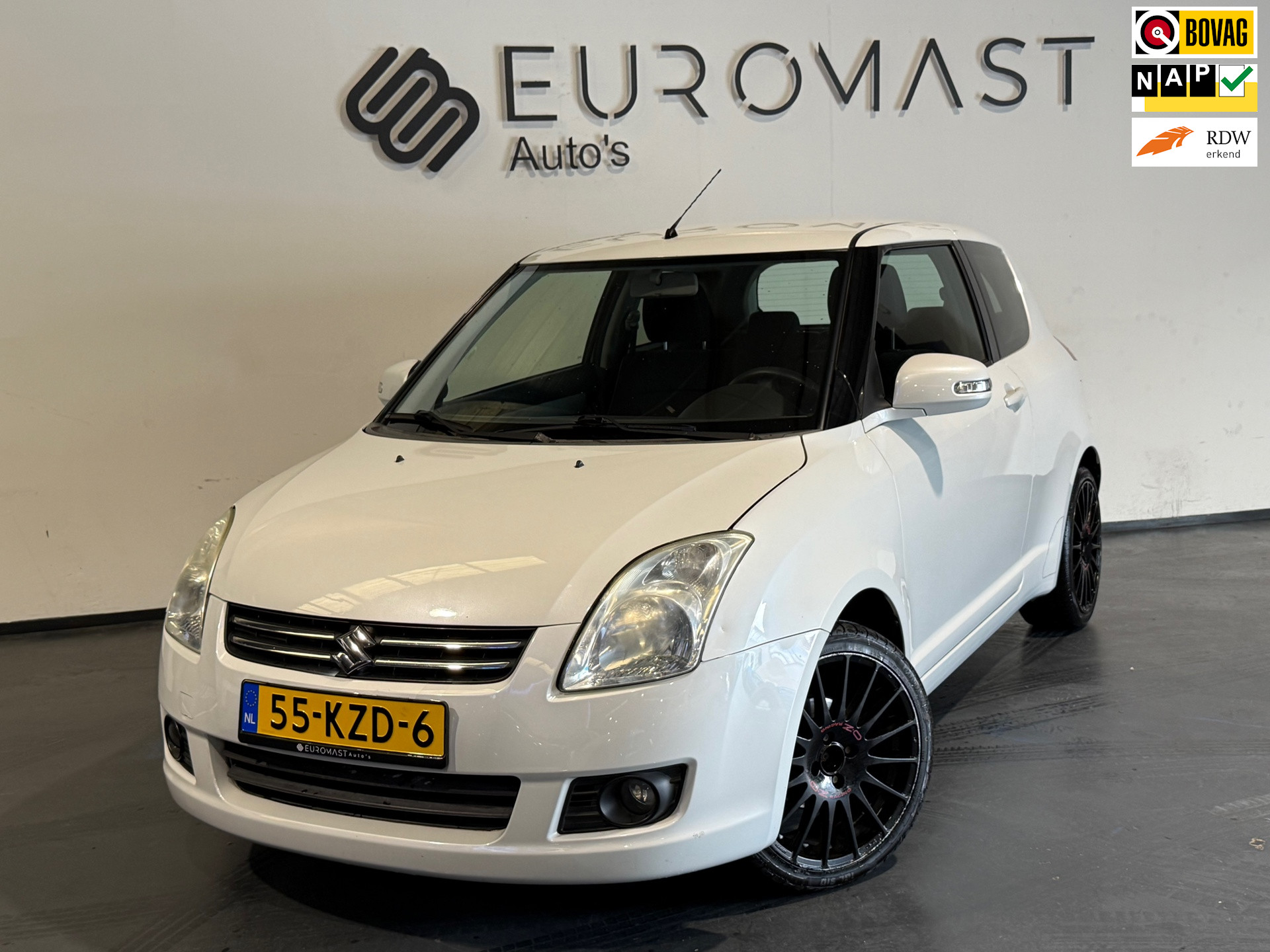 Suzuki Swift 1.3 Limited Airco Stoelverwarming Nieuwe Apk 2010 - voorkant