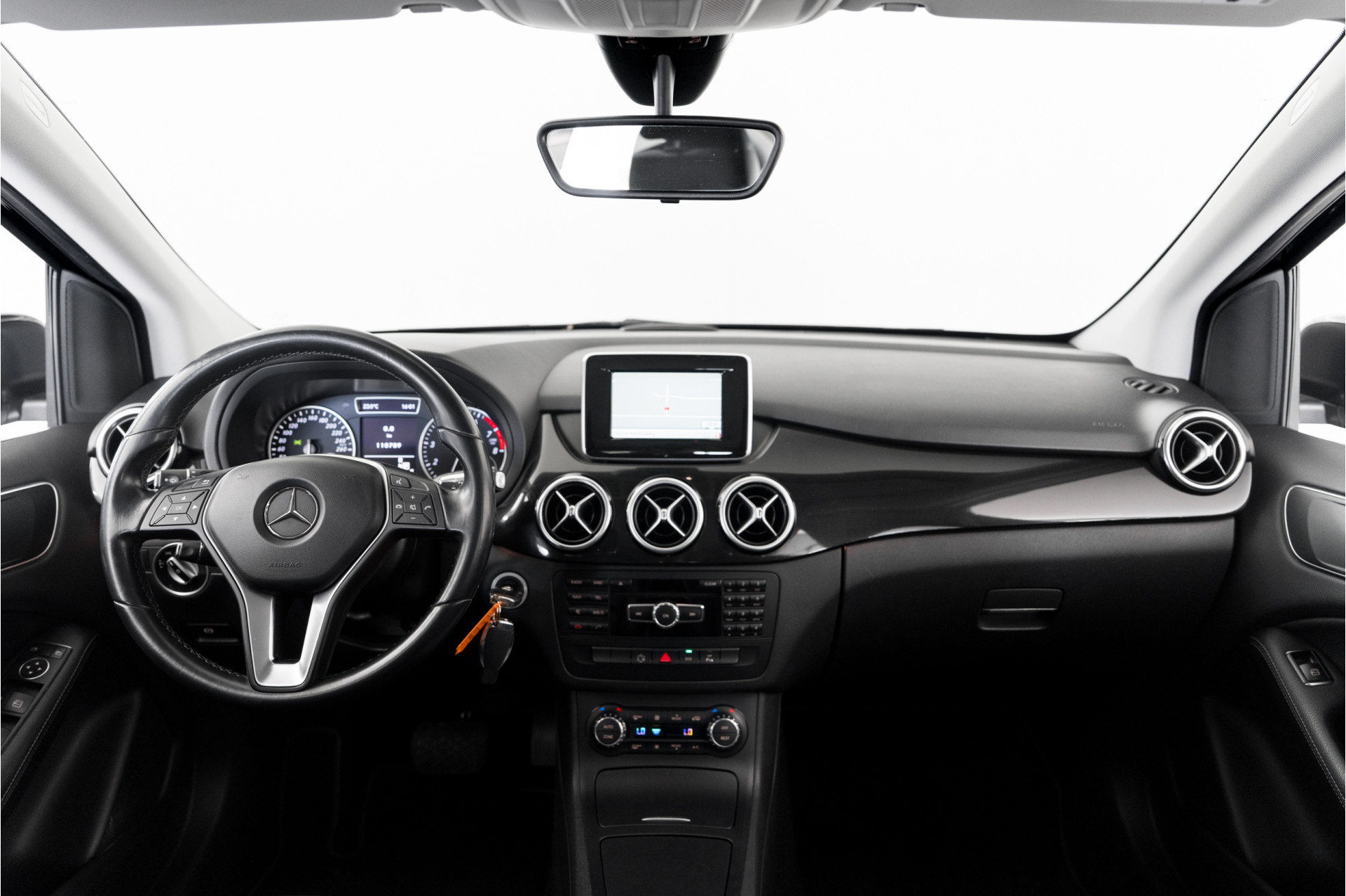 Foto van Mercedes-Benz B 200
