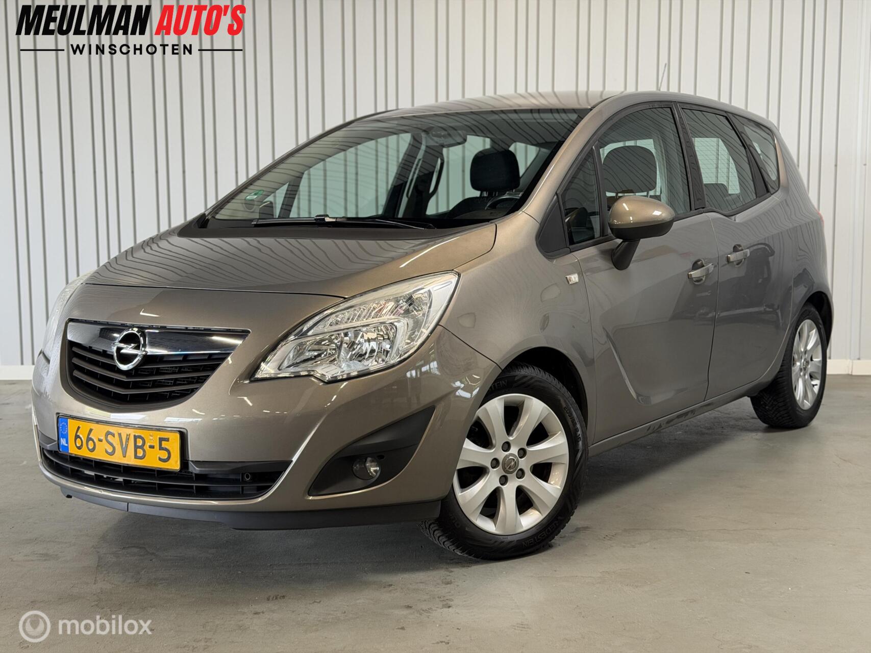 Opel Meriva 1.4 Selection 2011 - voorkant