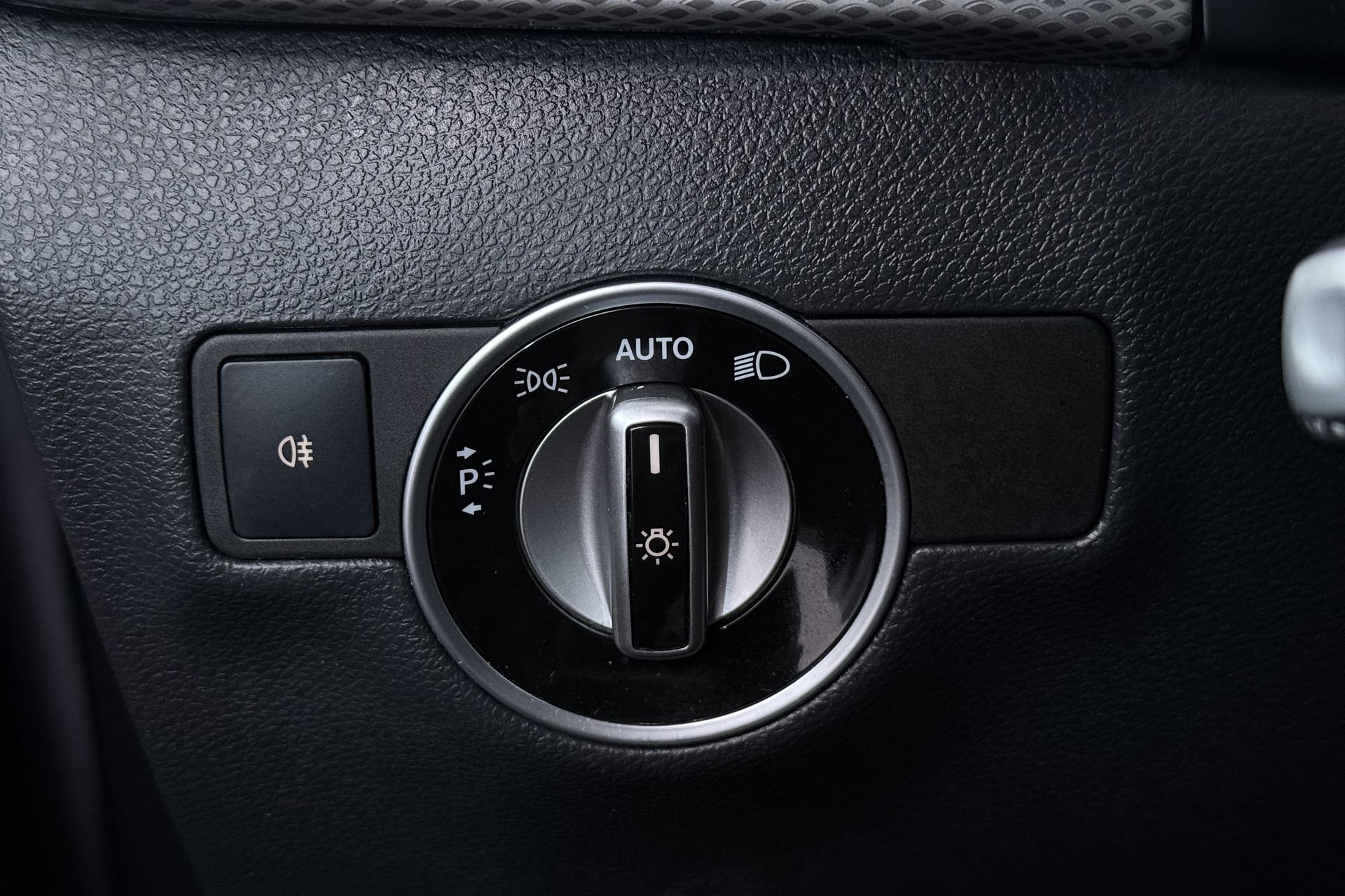 Foto van Mercedes-Benz B 180