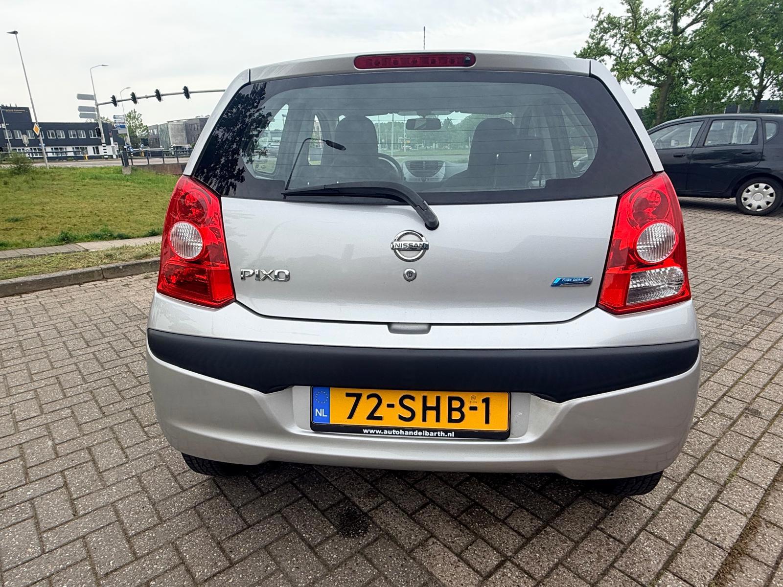Foto van Nissan Pixo