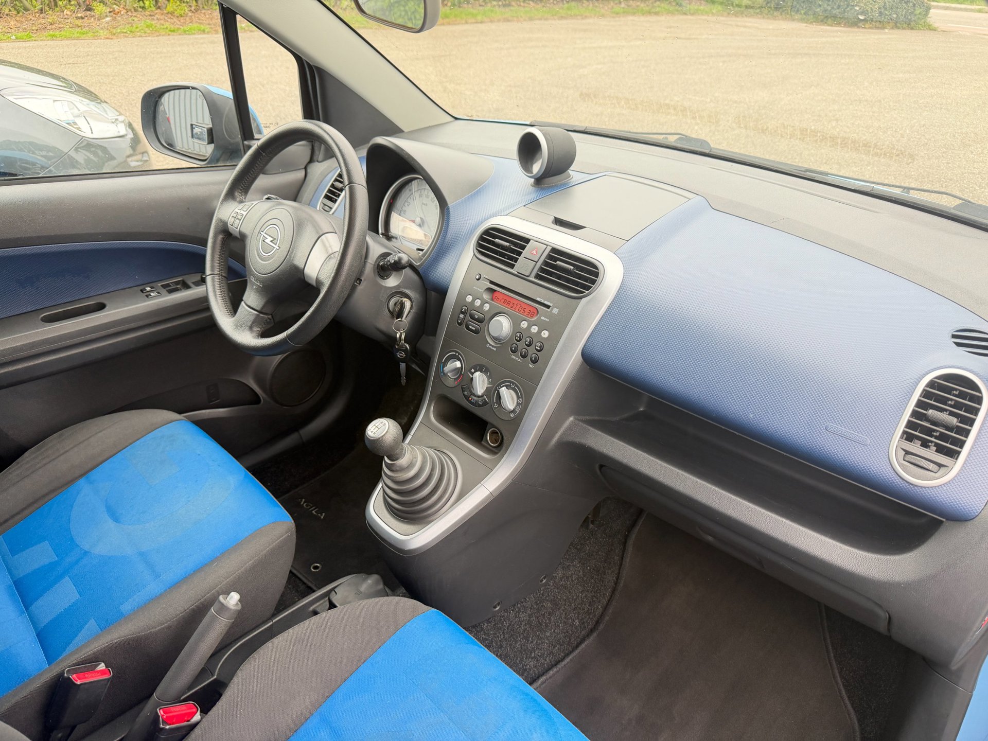 Foto van Opel Agila