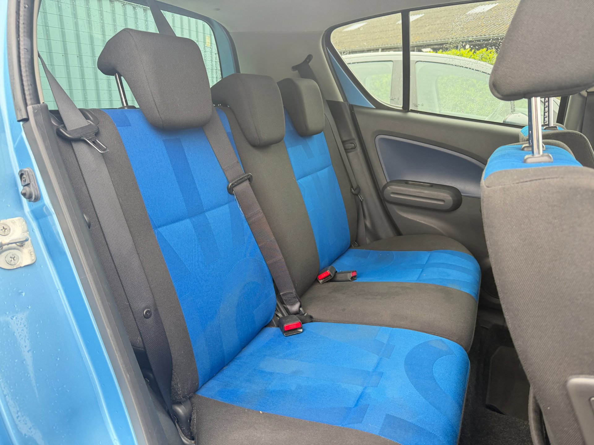 Foto van Opel Agila