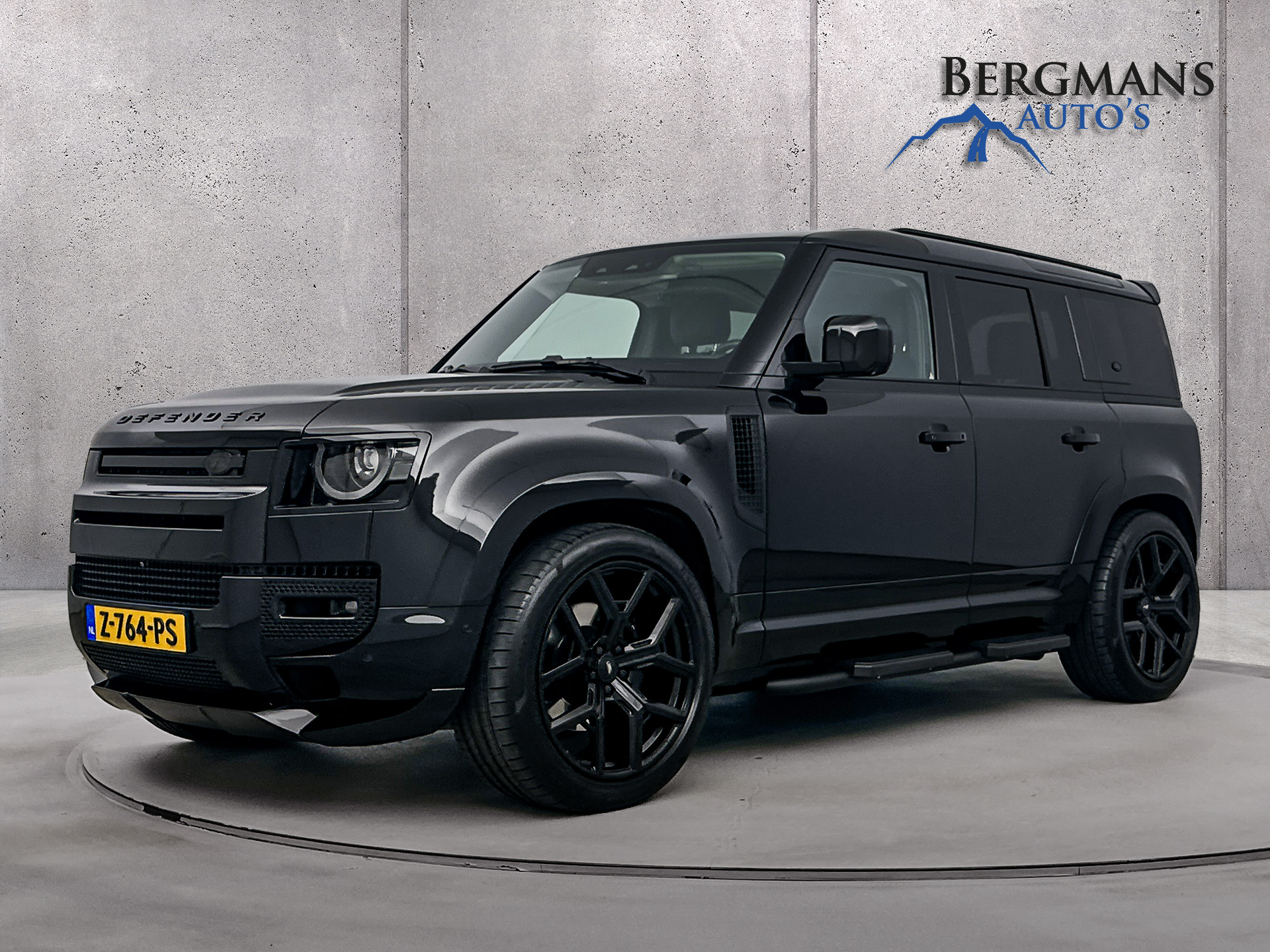 Land Rover Defender 3.0 P400 110 X-Dynamic HSE 7 pers 2020 - voorkant