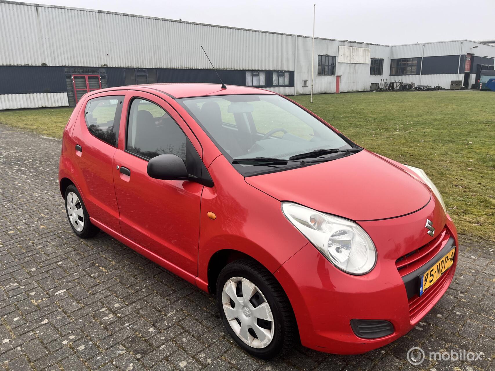 Foto van SUZUKI ALTO