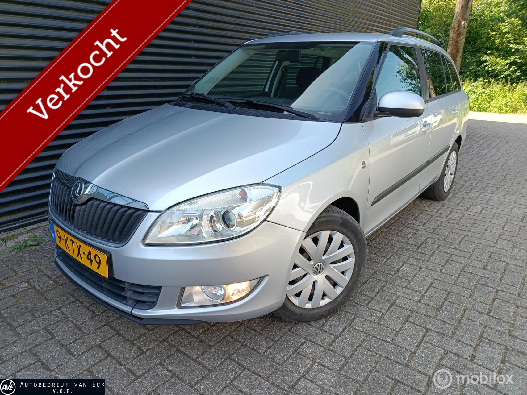 Skoda Fabia 1.2 TSI Fresh Climate, Cruise, nwe APK 2013 - voorkant
