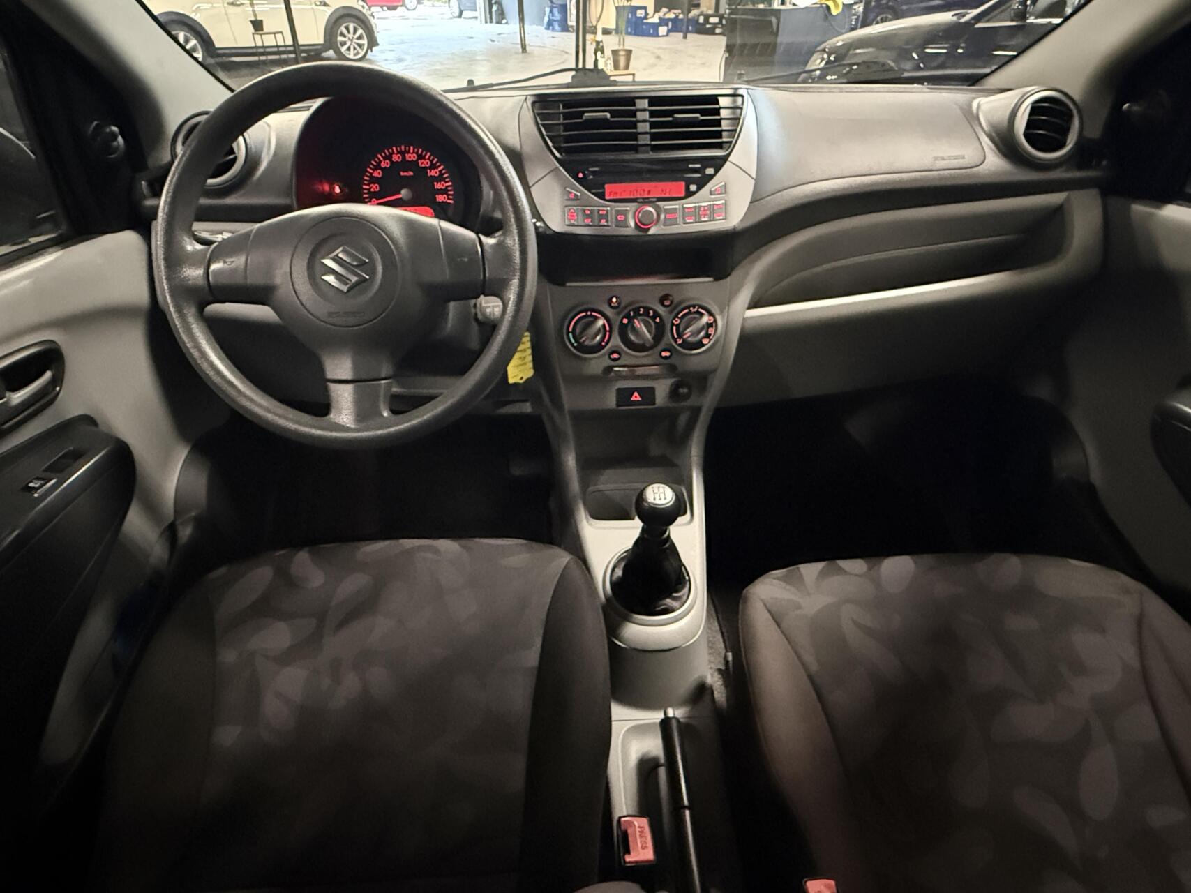 Foto van Suzuki Alto