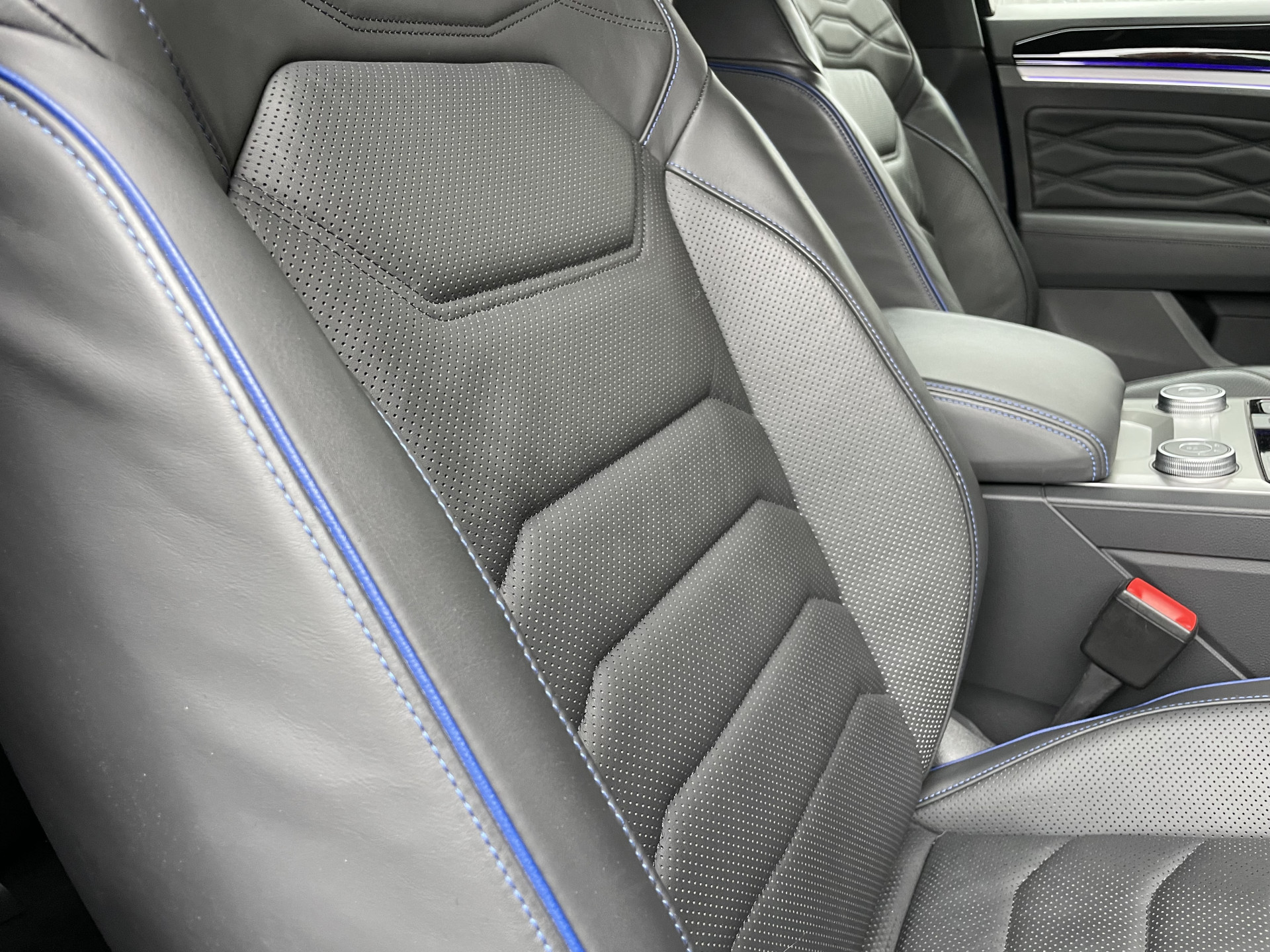 Foto van Volkswagen Touareg R