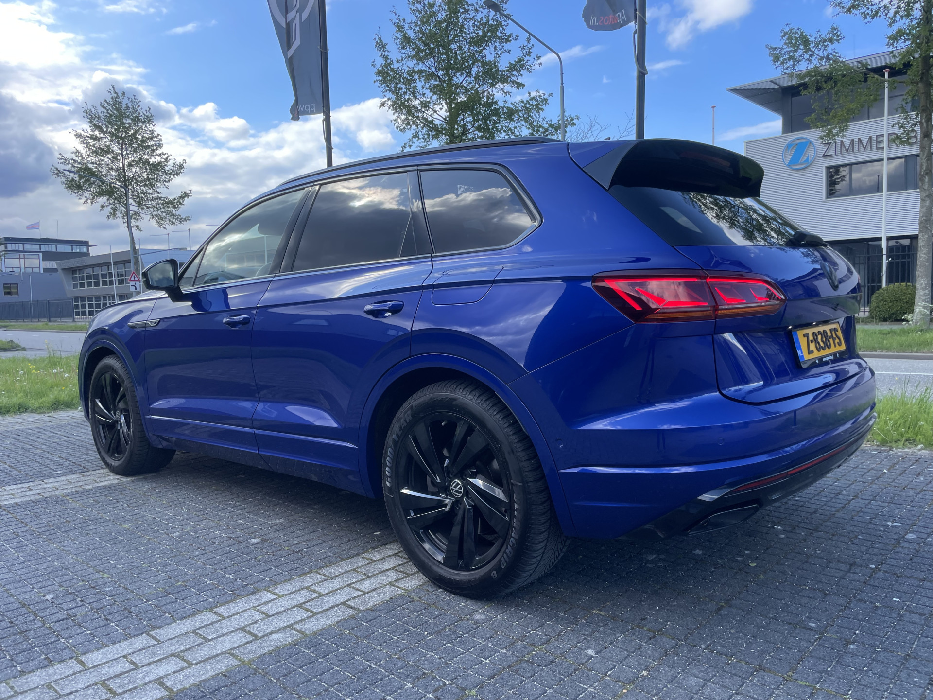 Foto van Volkswagen Touareg R