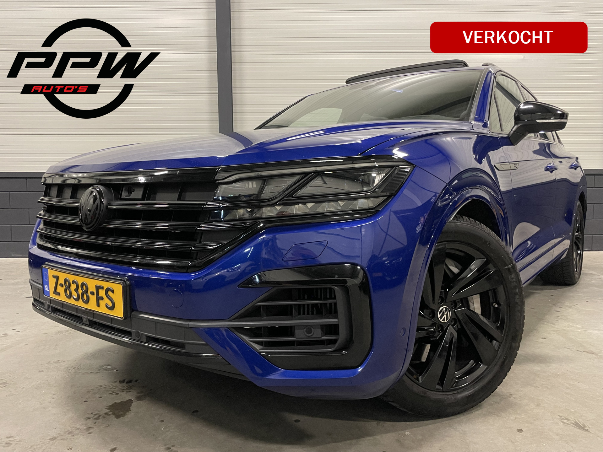 Volkswagen Touareg R R 3.0 TSi 4MOTION eHybrid 462PK 2020 - voorkant