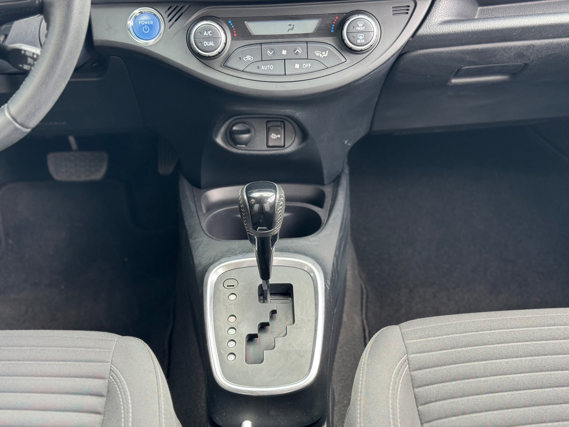 Foto van Toyota Toyota Yaris Hybrid
