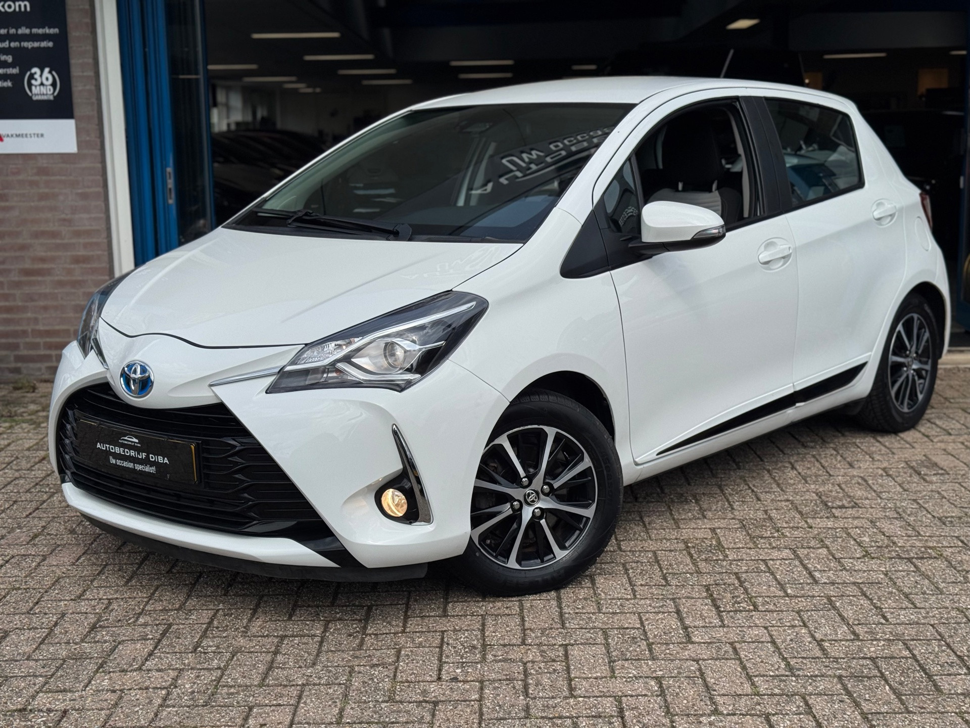 Foto van Toyota Toyota Yaris Hybrid
