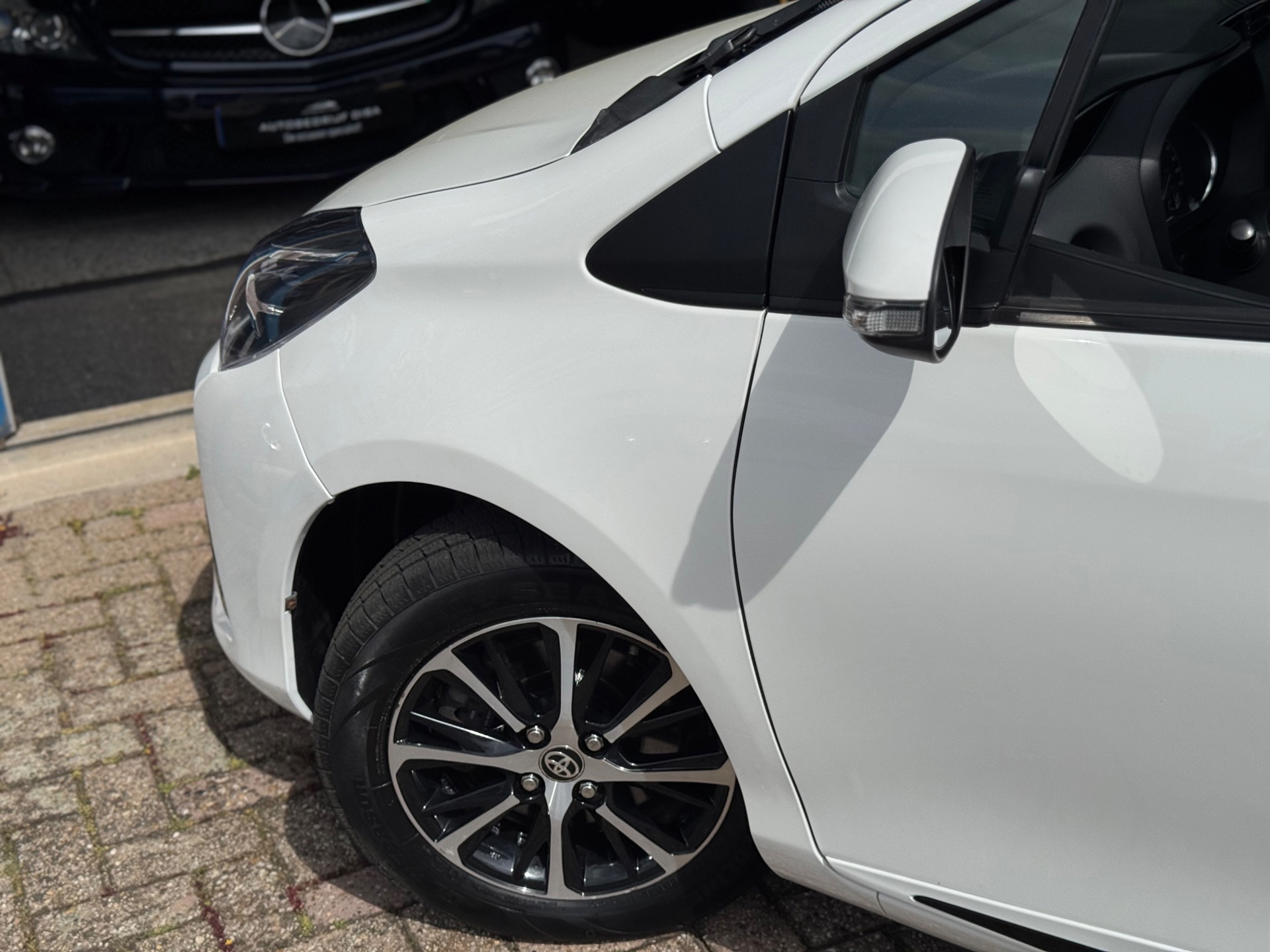 Foto van Toyota Toyota Yaris Hybrid