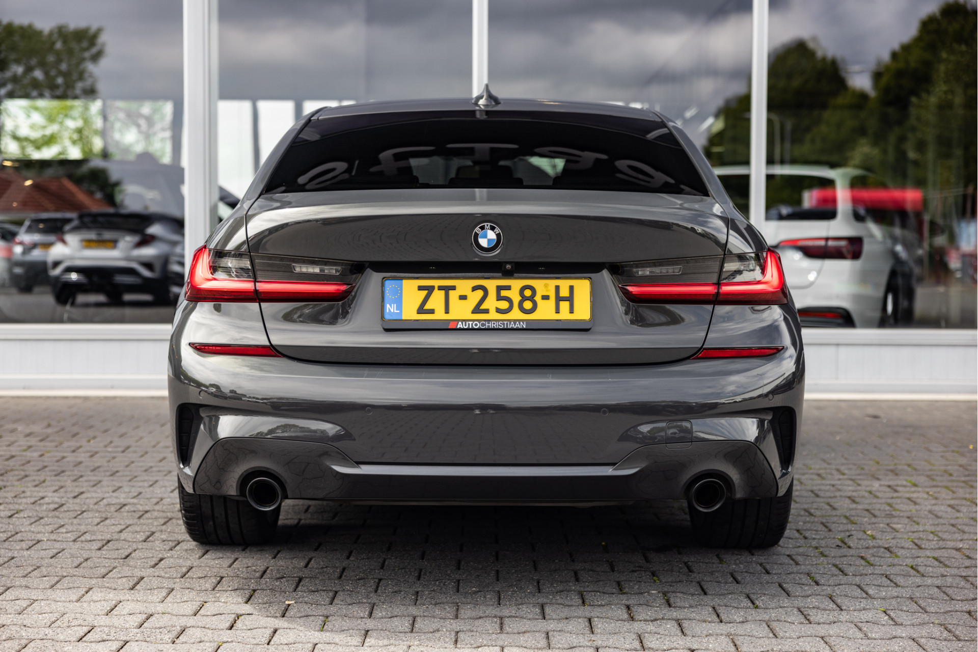 Foto van BMW 320i