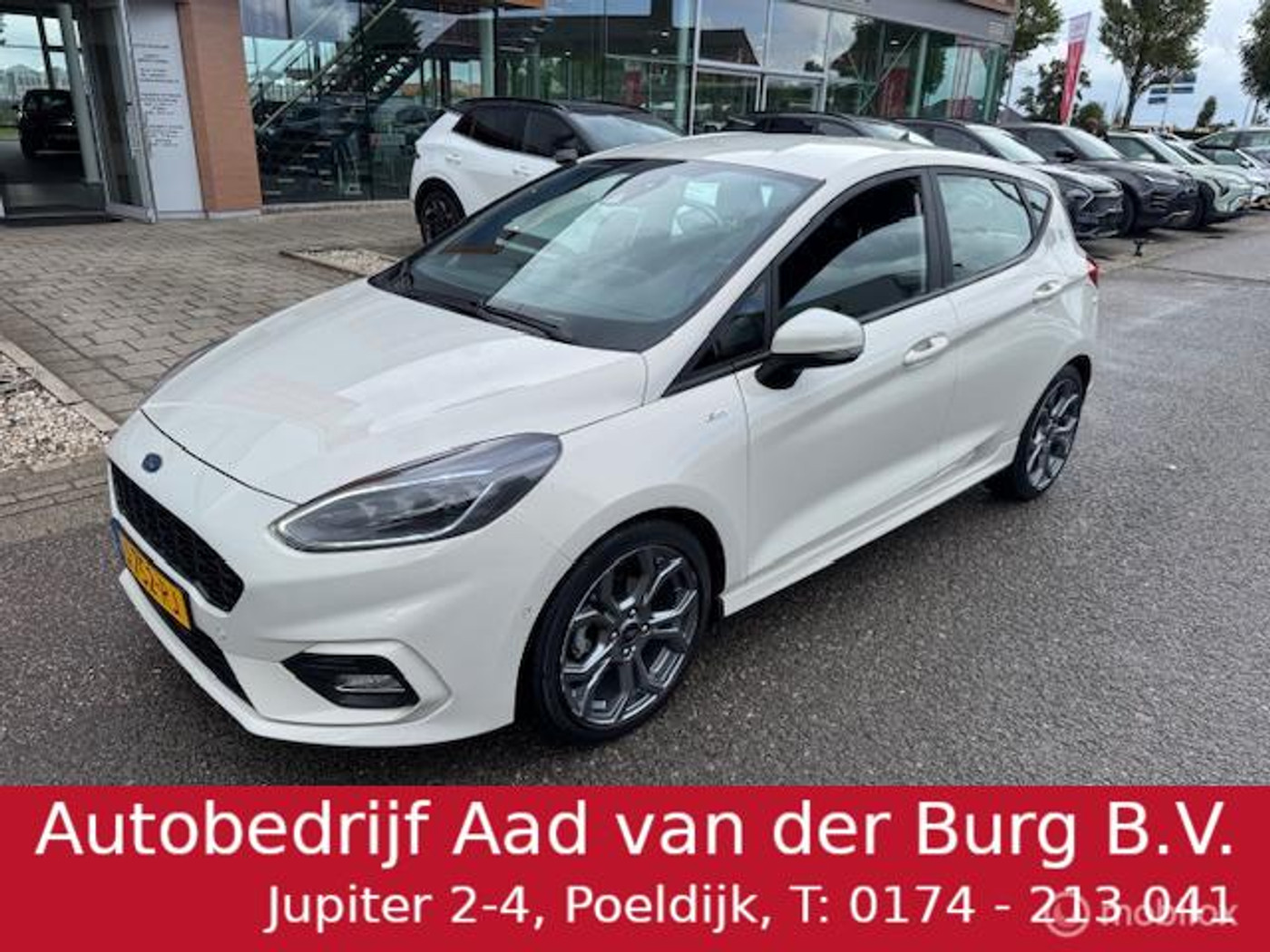 Ford Fiesta 1.0 EcoBoost Hybrid 125pk  ST-Line X  Mooie luxe uitvoering , Navigatie , Camera achter , Parkeerhulp voor & Achter , Stoel en Stuur verwarming , ST line uitvoering , Velgen 2020 - voorkant