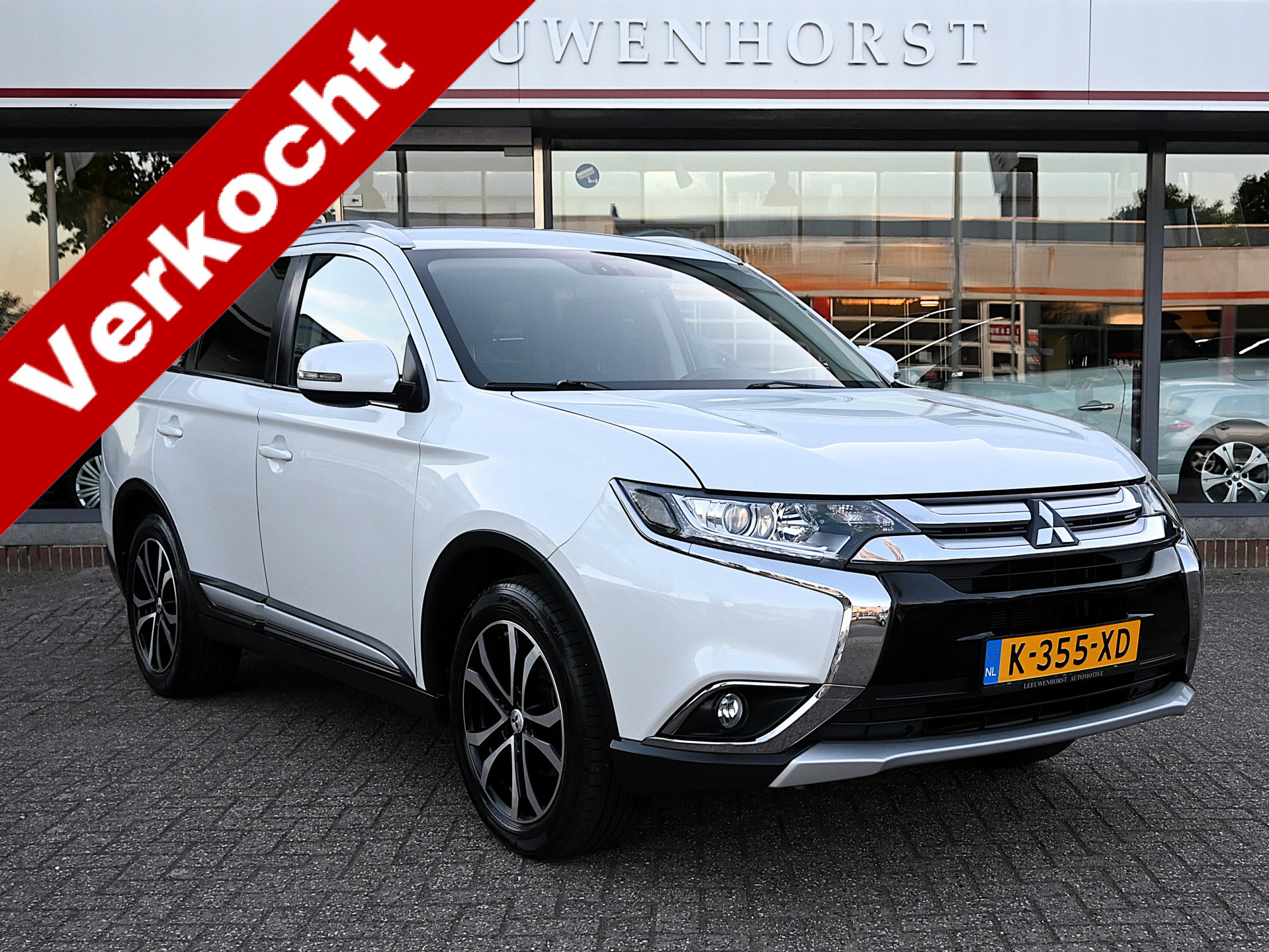 Foto van MITSUBISHI MITSUBISHI OUTLANDER