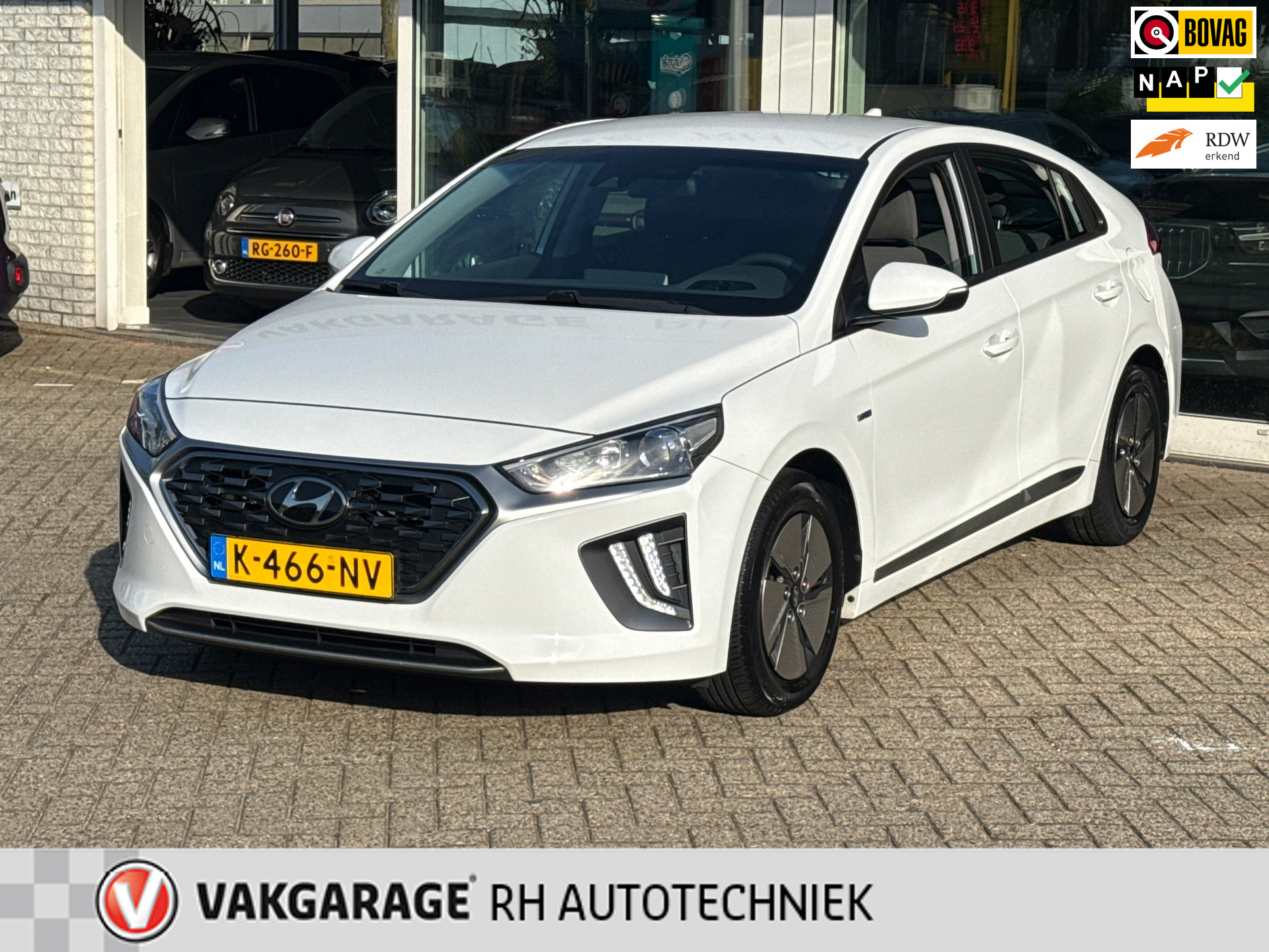 Foto van HYUNDAI IONIQ
