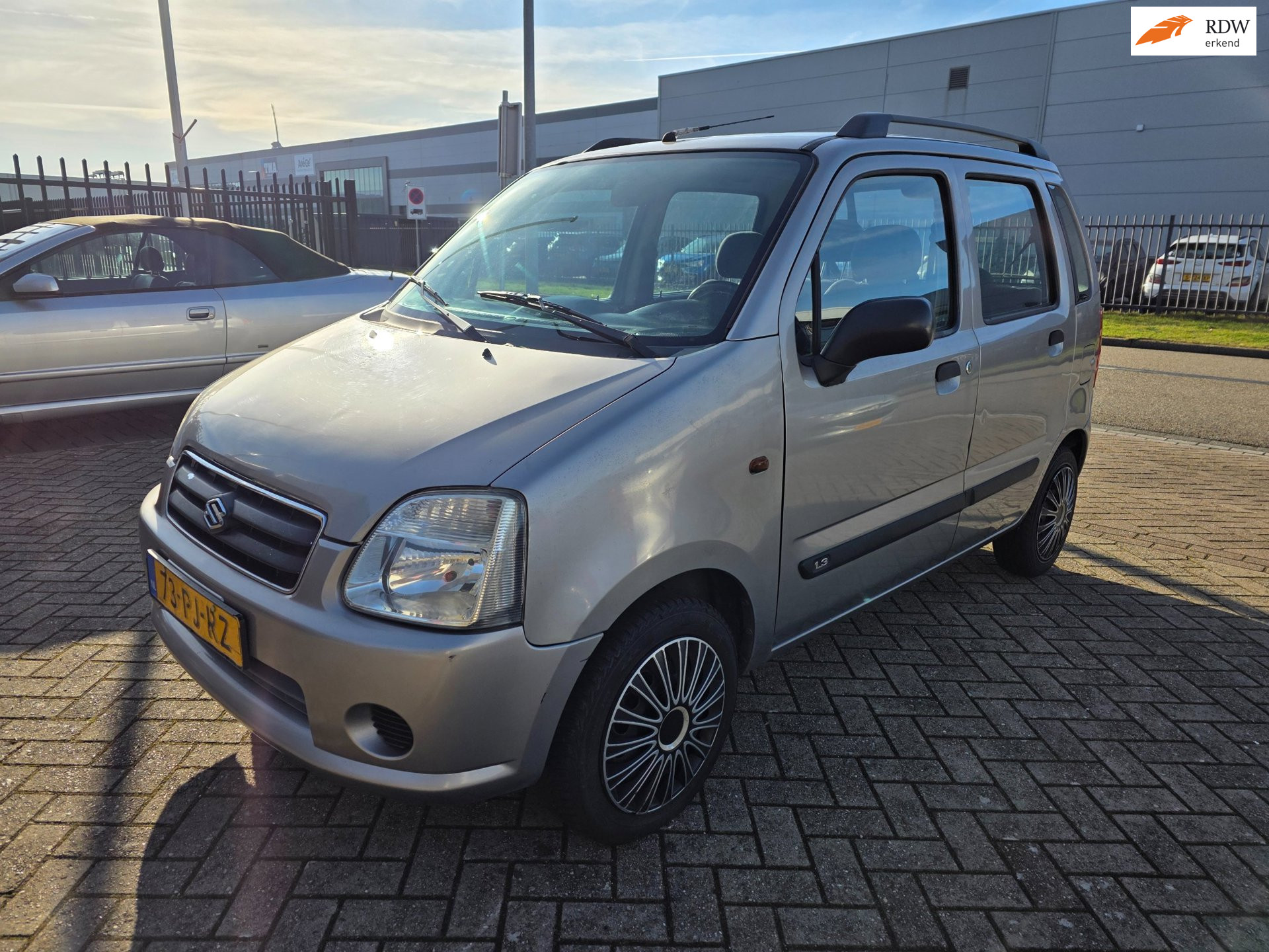Suzuki Wagon R Nieuwe APK 2004 - voorkant