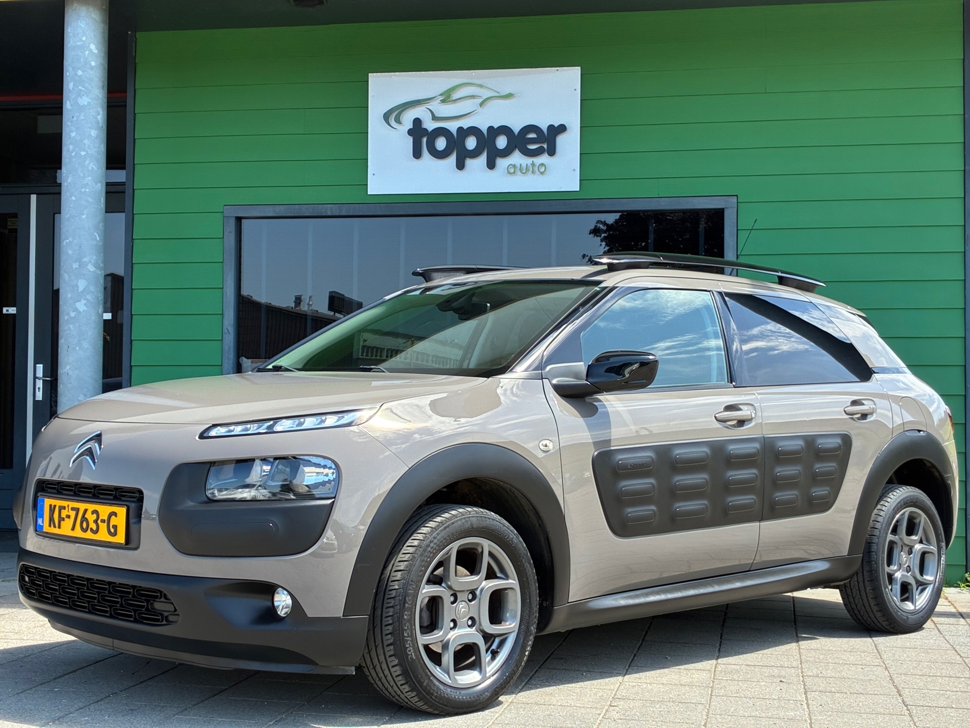 Foto van Citroen C4 Cactus