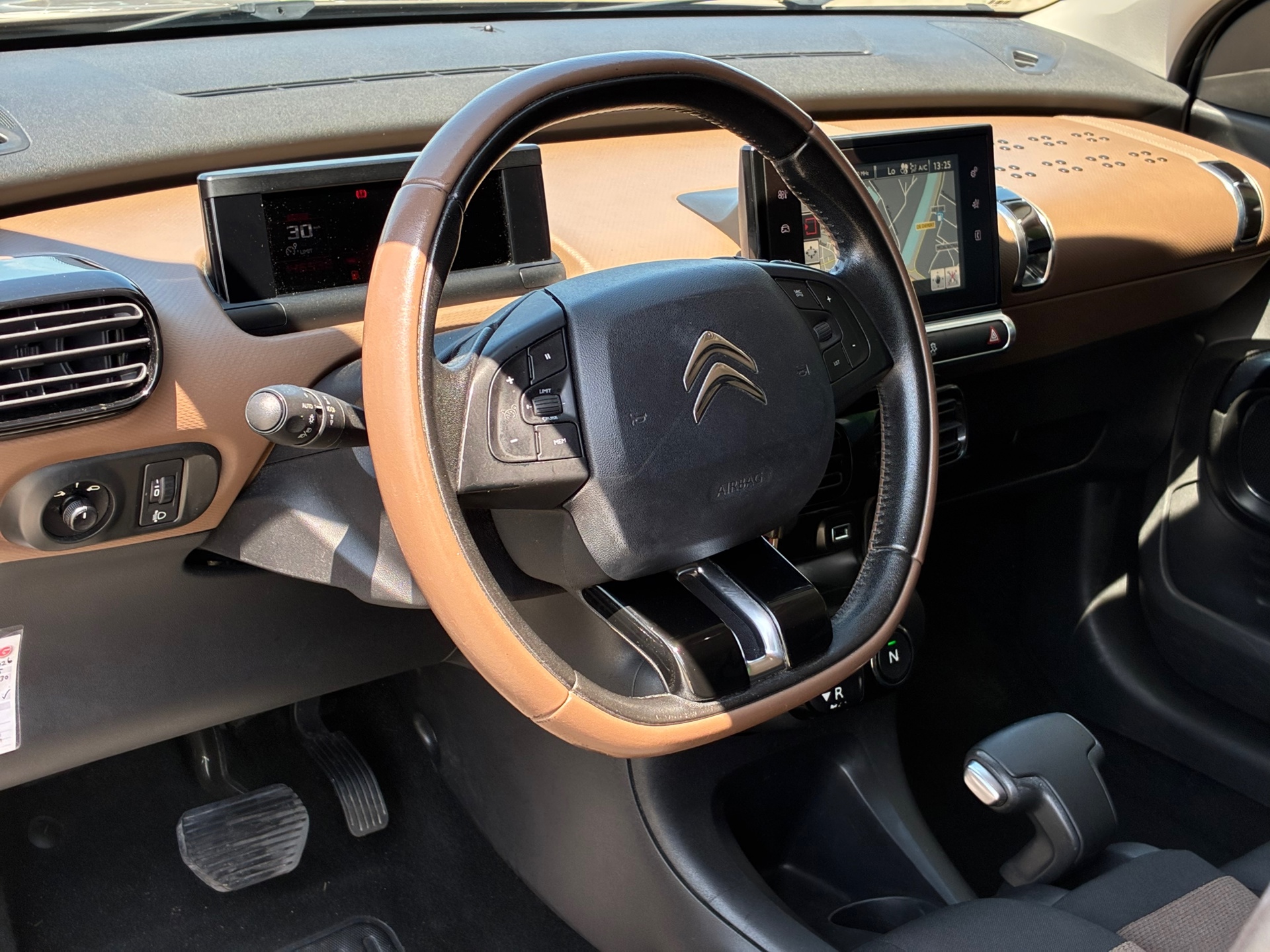 Foto van Citroen C4 Cactus