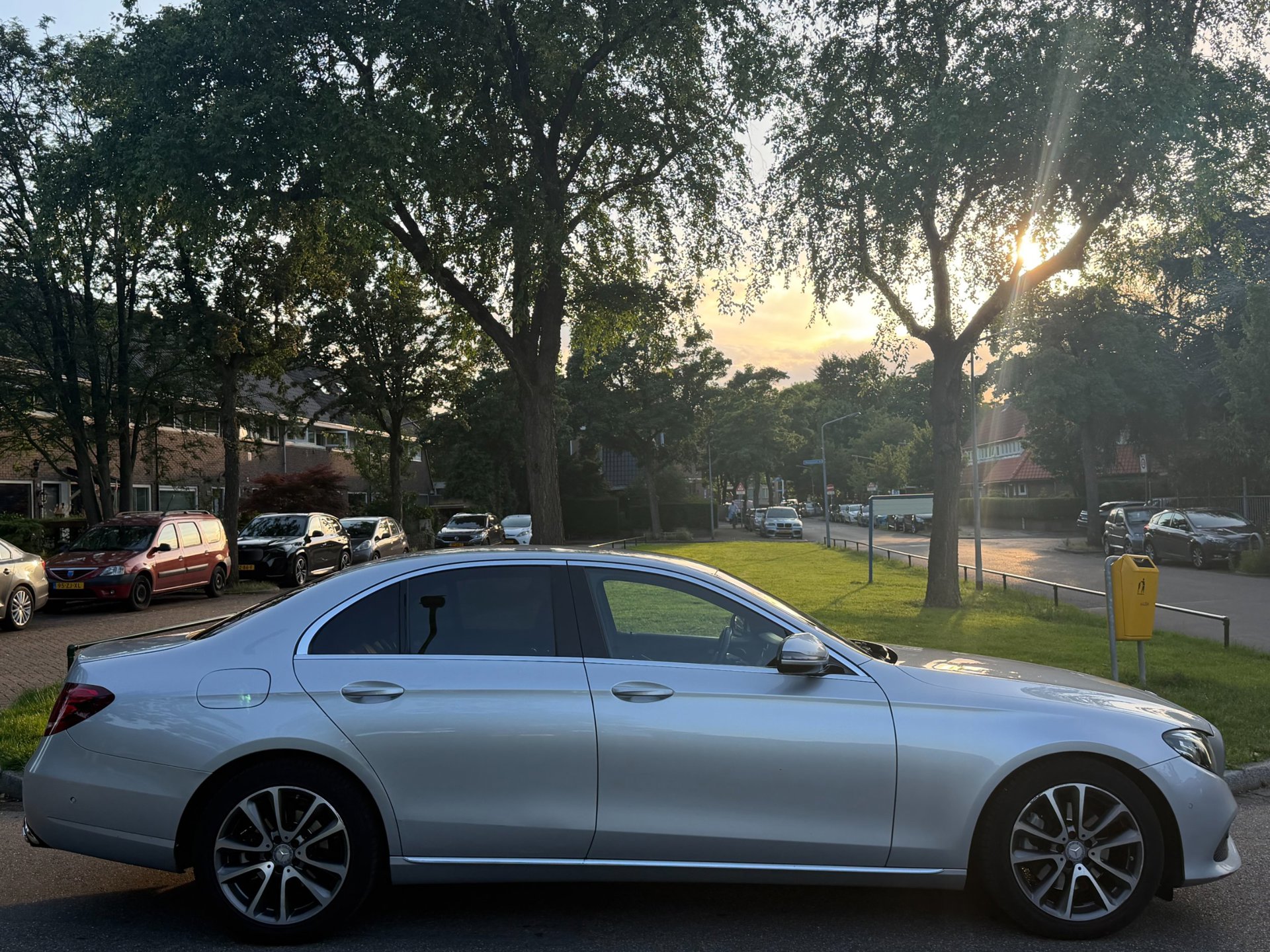 Foto van Mercedes-Benz E 220 D
