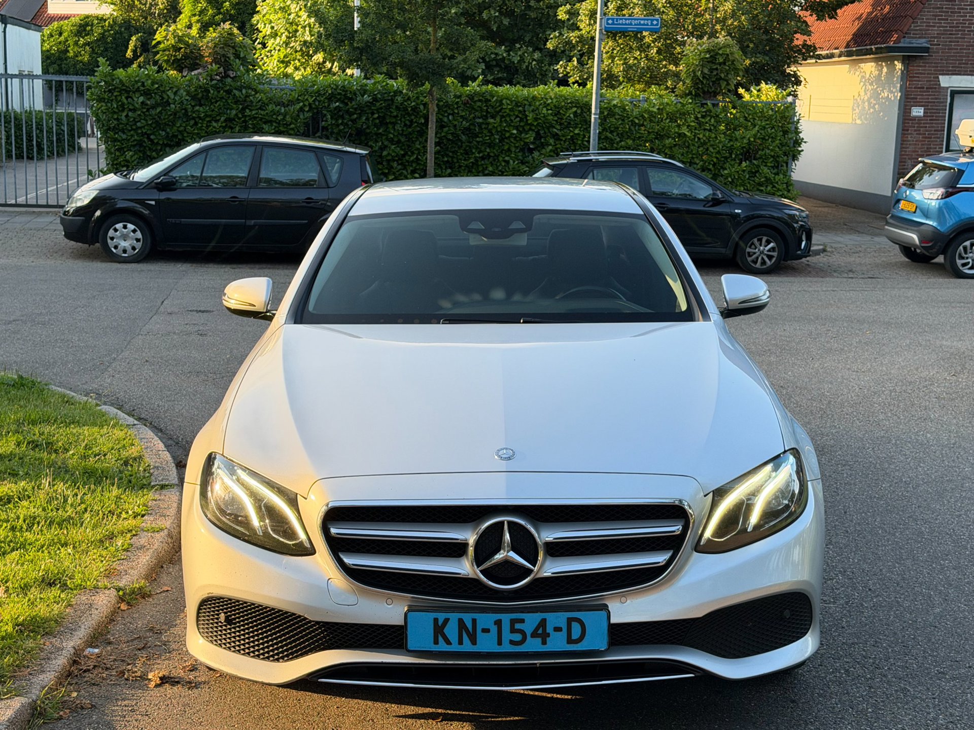 Foto van Mercedes-Benz E 220 D