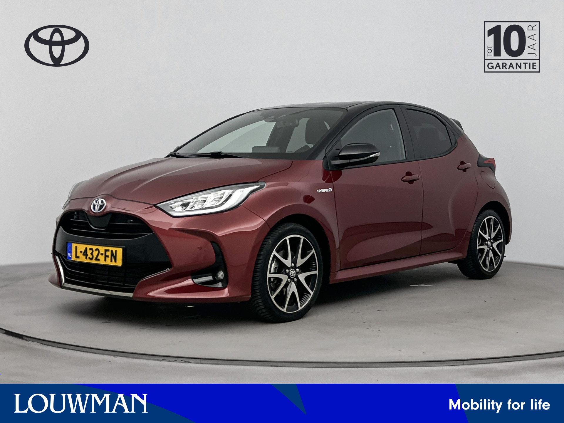 Toyota Toyota Yaris 1.5 Hybrid Executive 2021 - voorkant