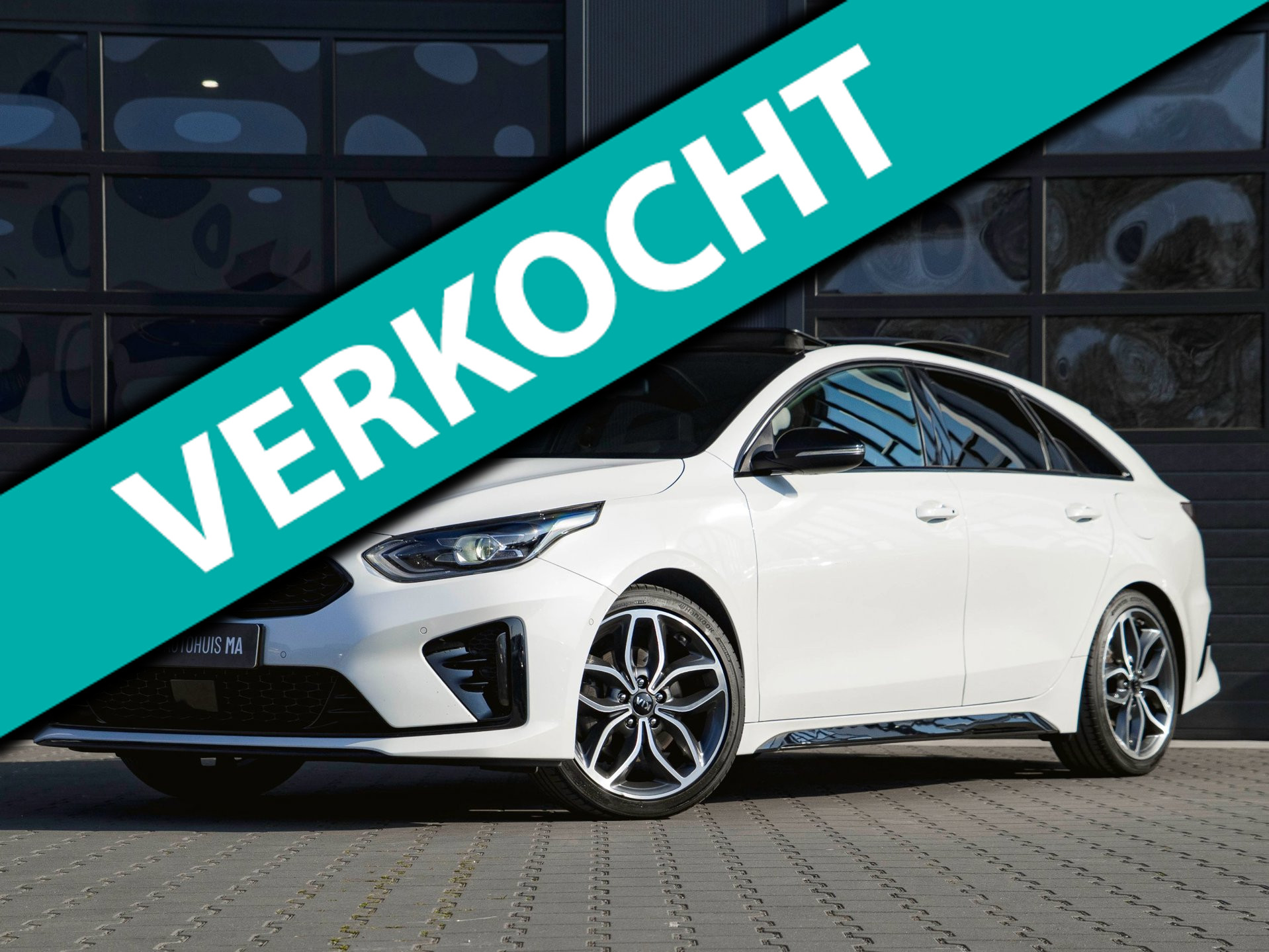 Kia Proceed 1.4 T-GDI GT-PlusLine Pano|Camera|Trekhaak|Sportstoel|Cruise|Navi|Winterset 2019 - voorkant
