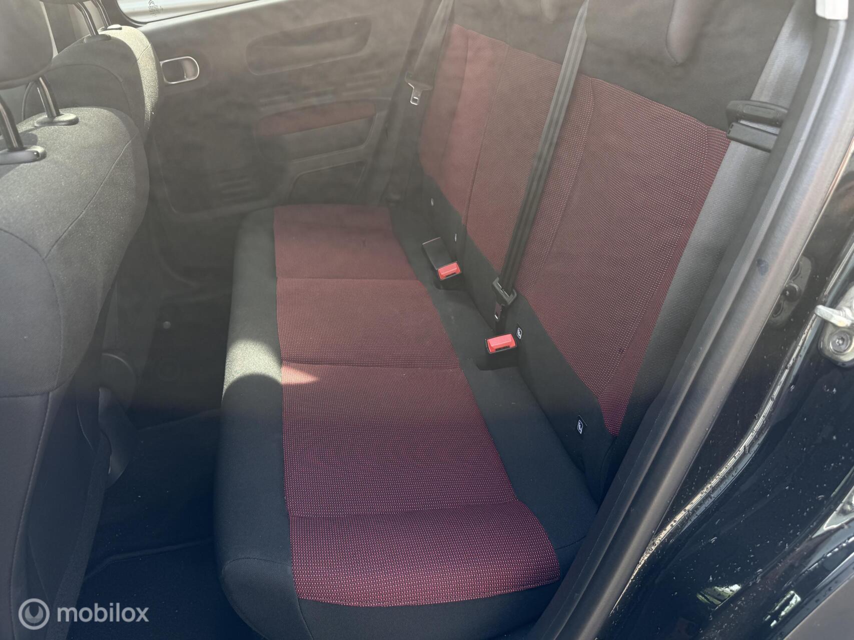 Foto van Citroen C4 Cactus