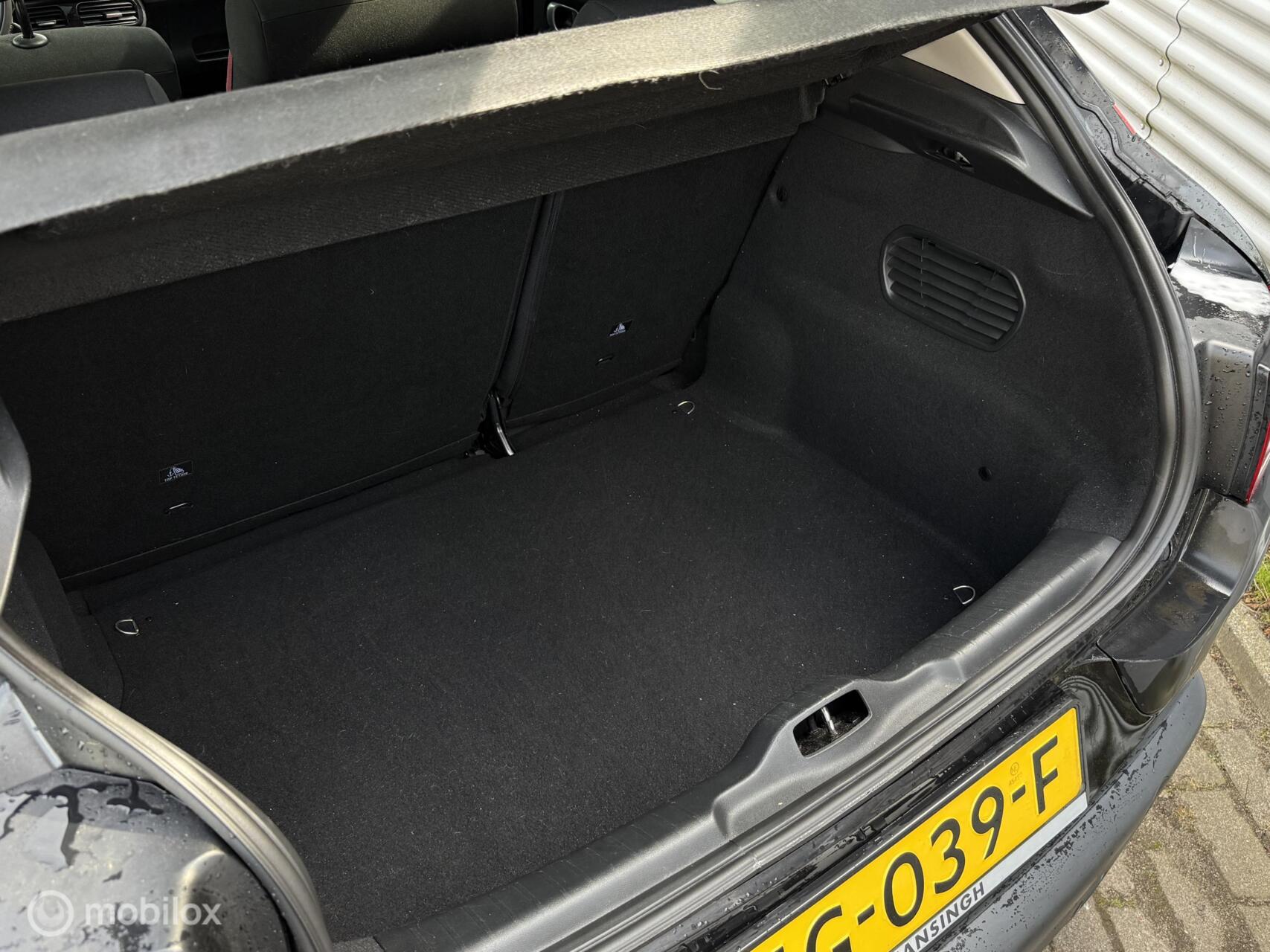 Foto van Citroen C4 Cactus