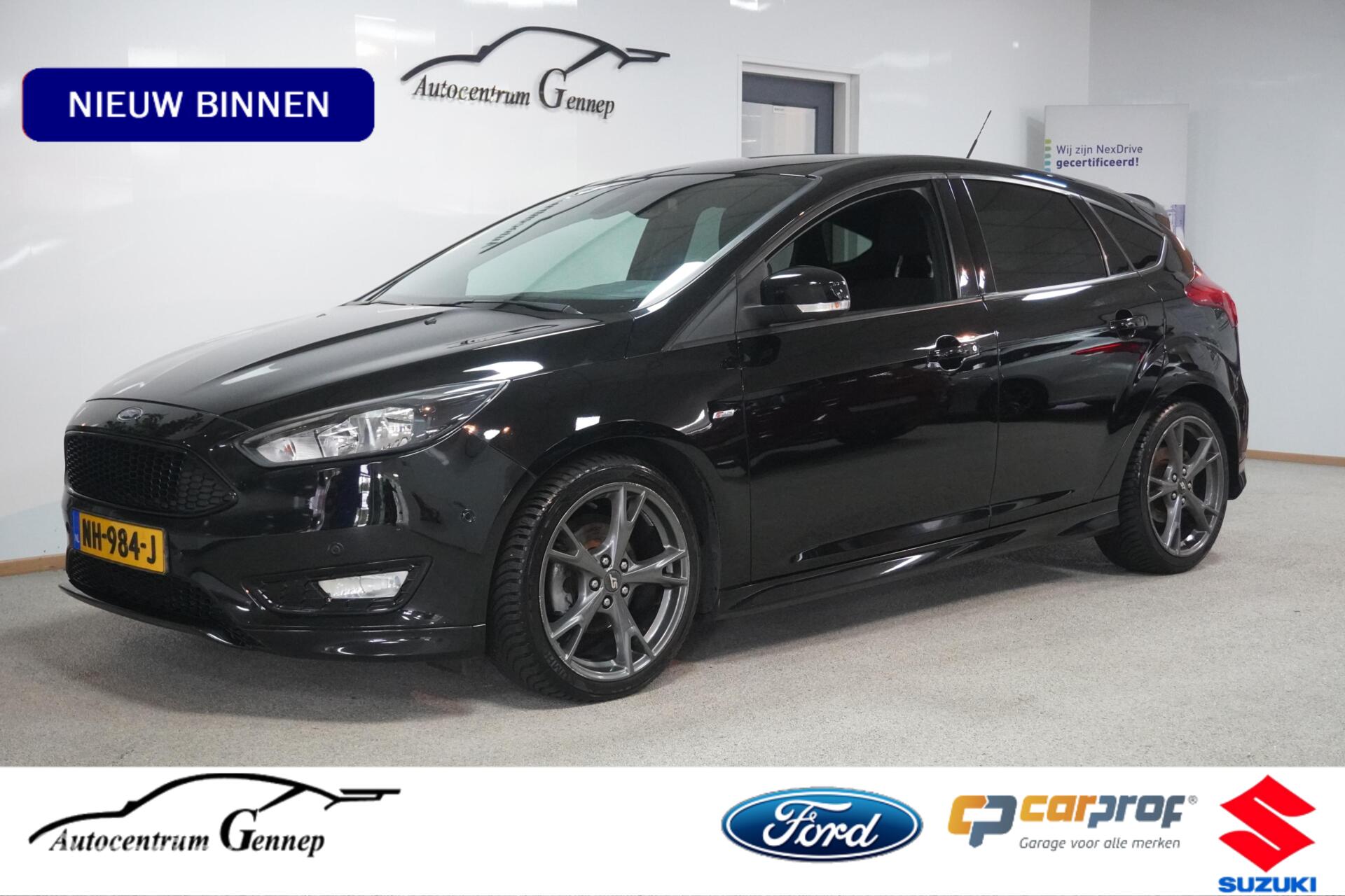 Ford Focus 1.0 ST-Line |18'' | Trekhaak | 2017 - voorkant