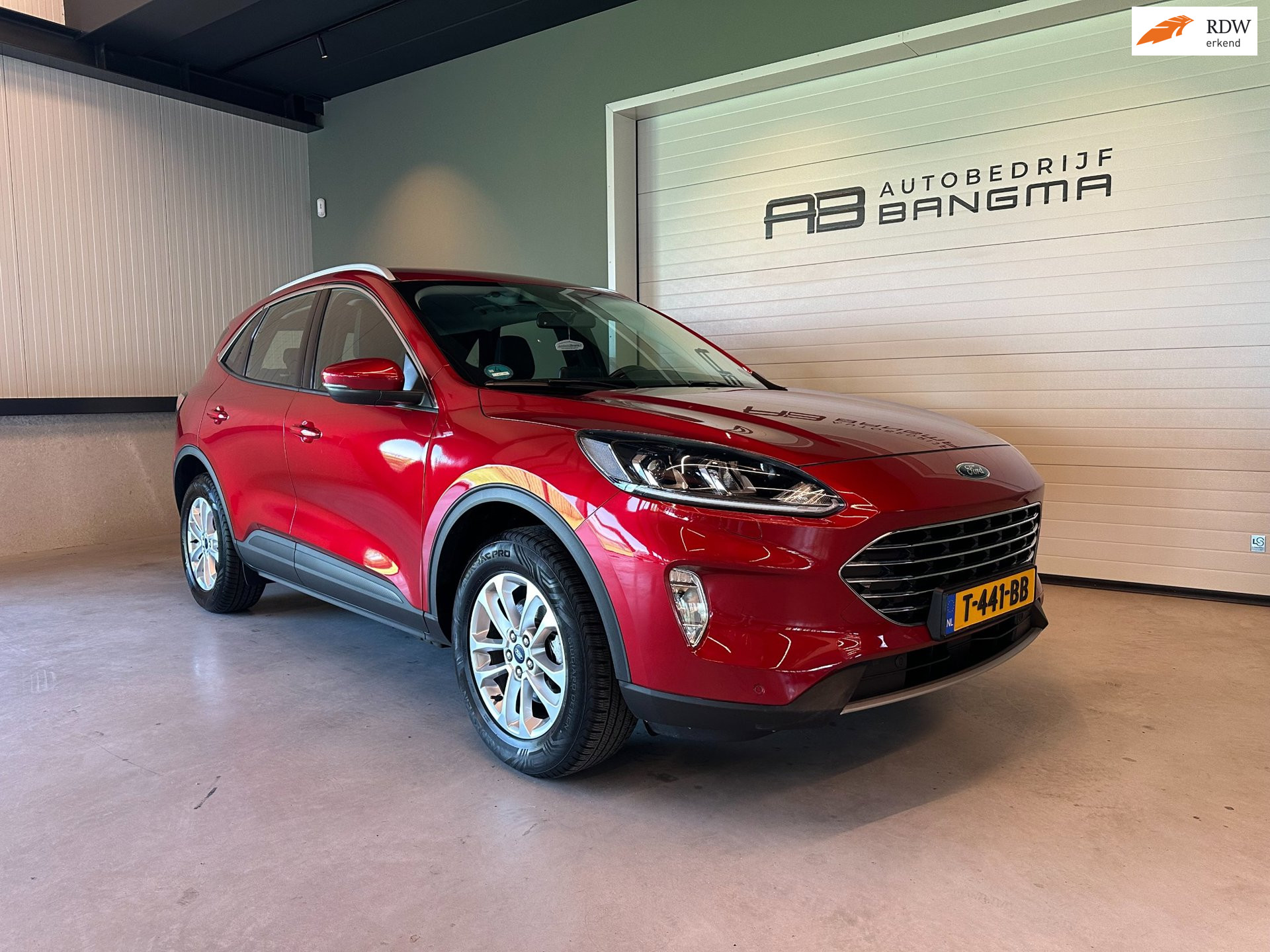 Ford Kuga 2.5 PHEV PLUG-IN HYBRIDE AUTOMAAT TITANIUM-uitv|CLIMA AIRCO|NAVIGATIE|TREKHAAK|APPLE CARPLAY+ANDROID AUTO|CRUISE CONTROL 2022 - voorkant
