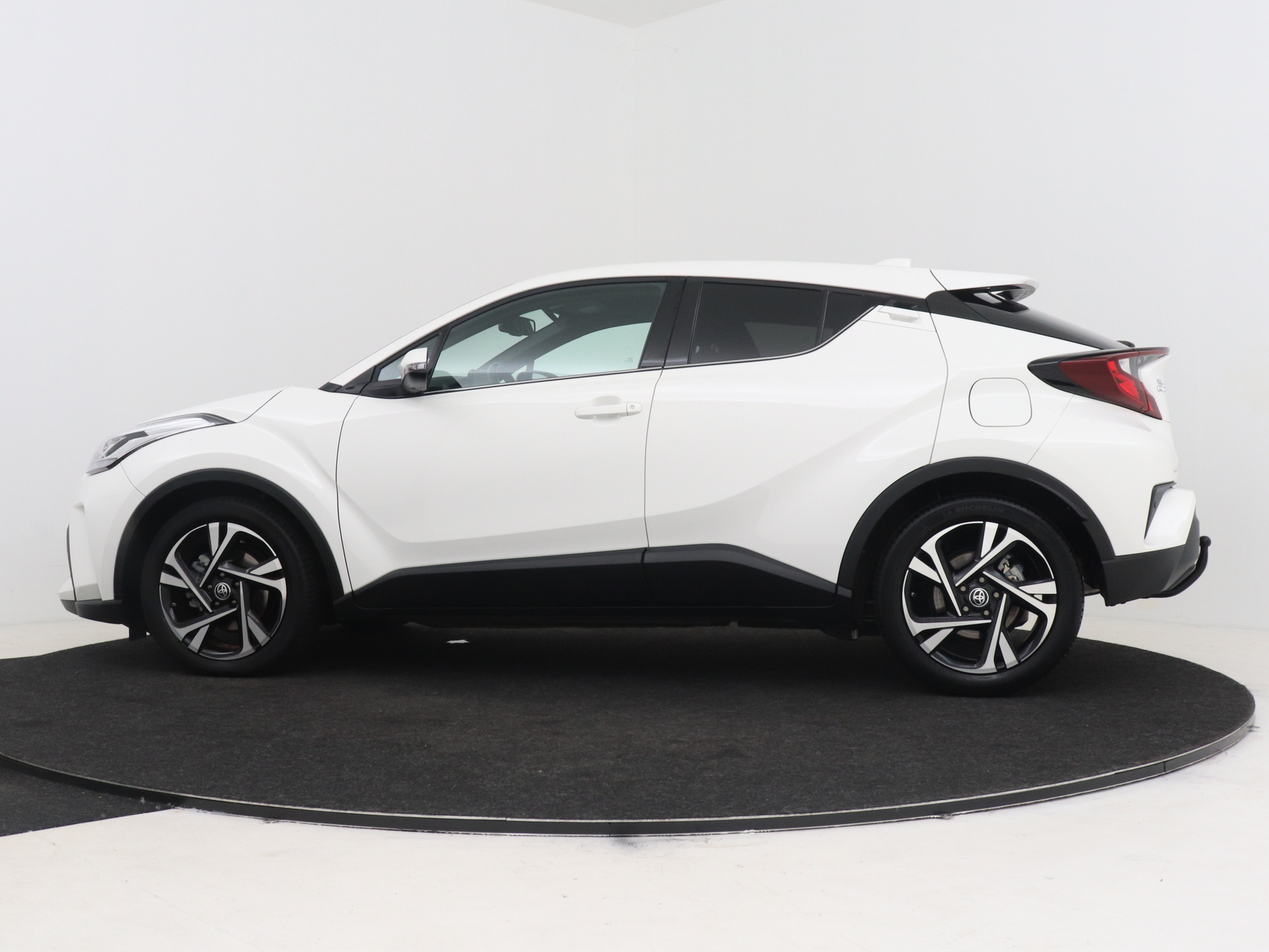 Foto van Toyota Toyota C-hr