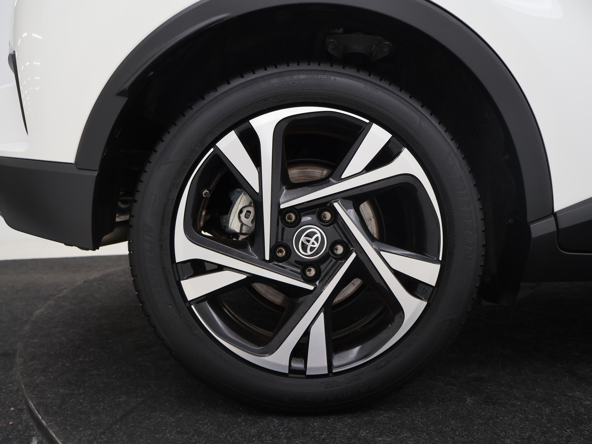 Foto van Toyota Toyota C-hr