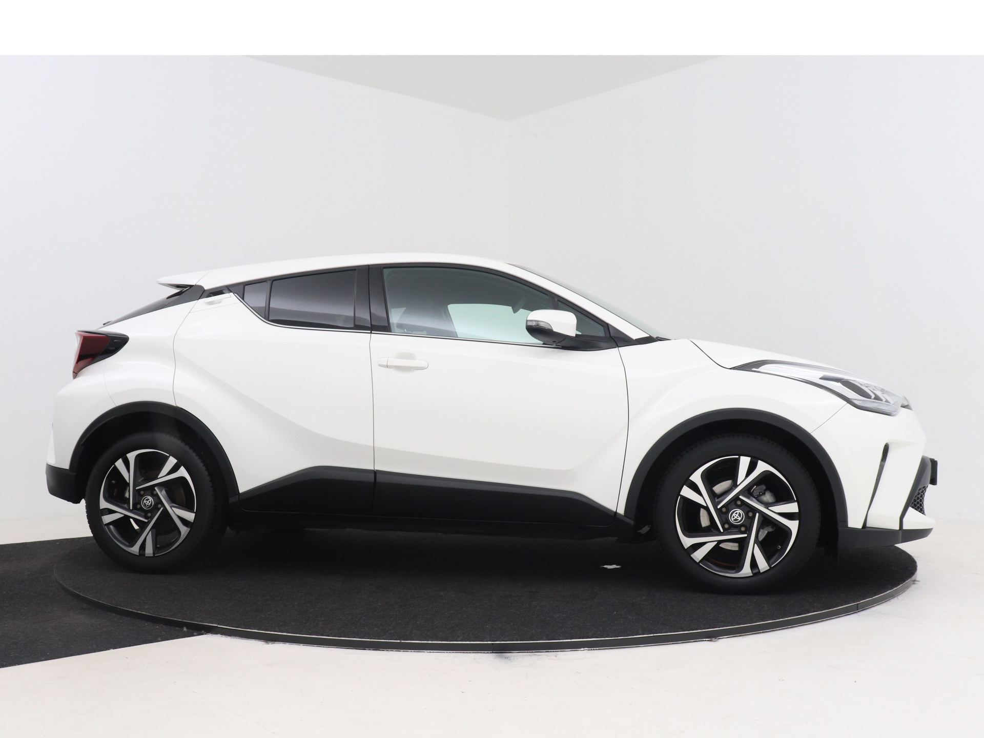 Foto van Toyota Toyota C-hr