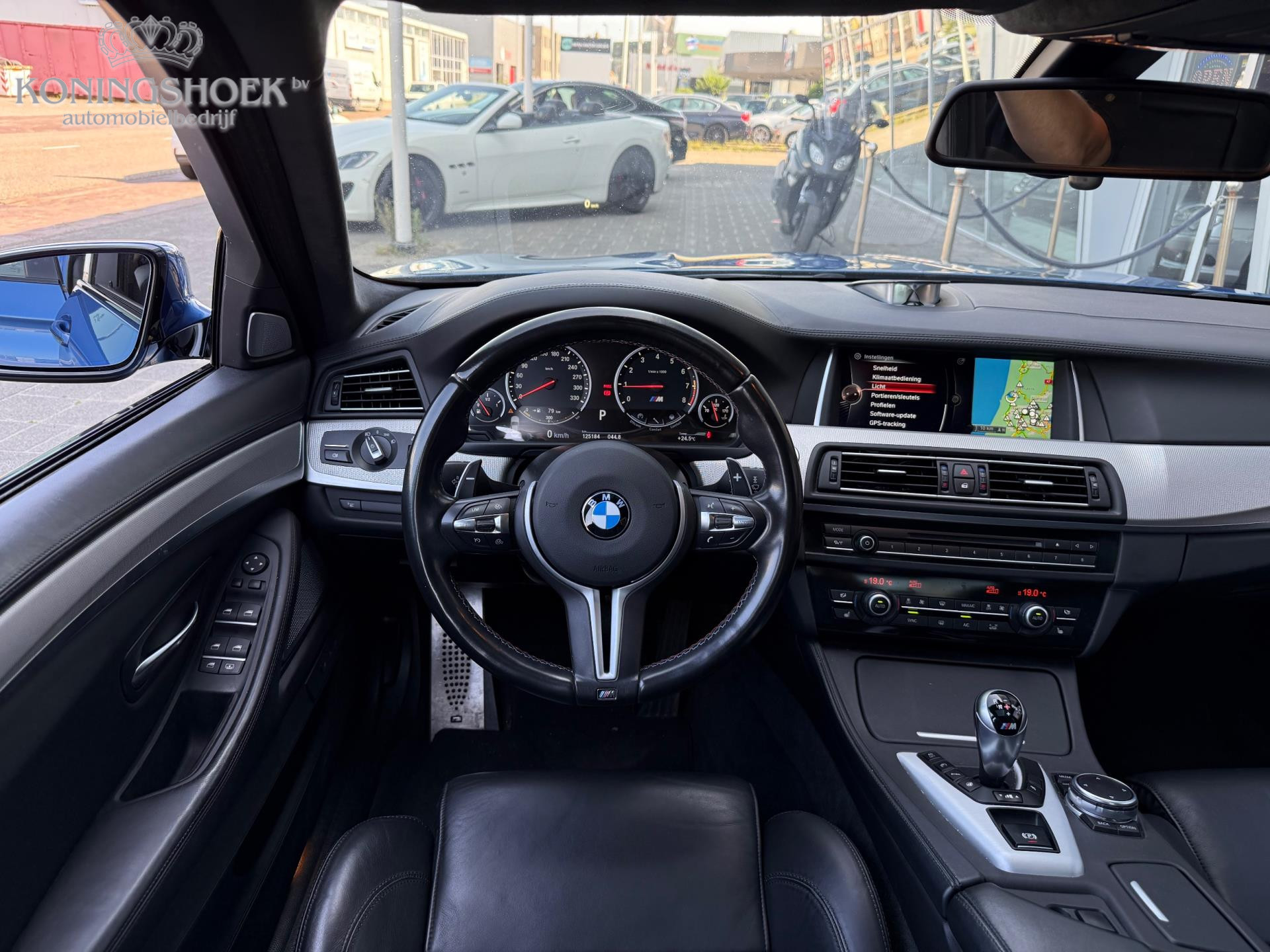 Foto van BMW M5