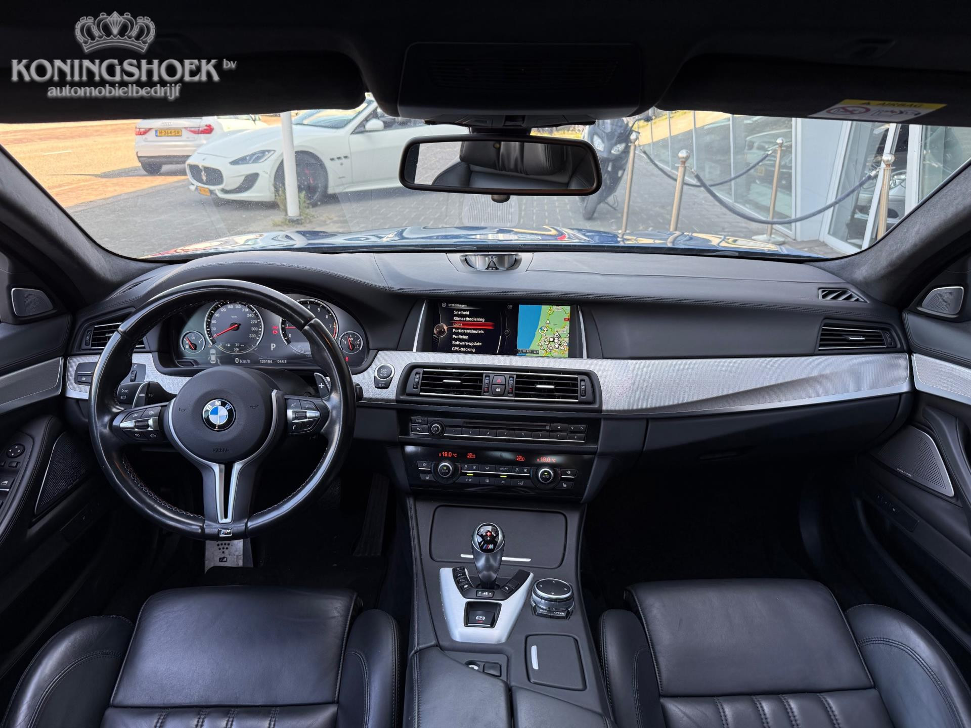 Foto van BMW M5