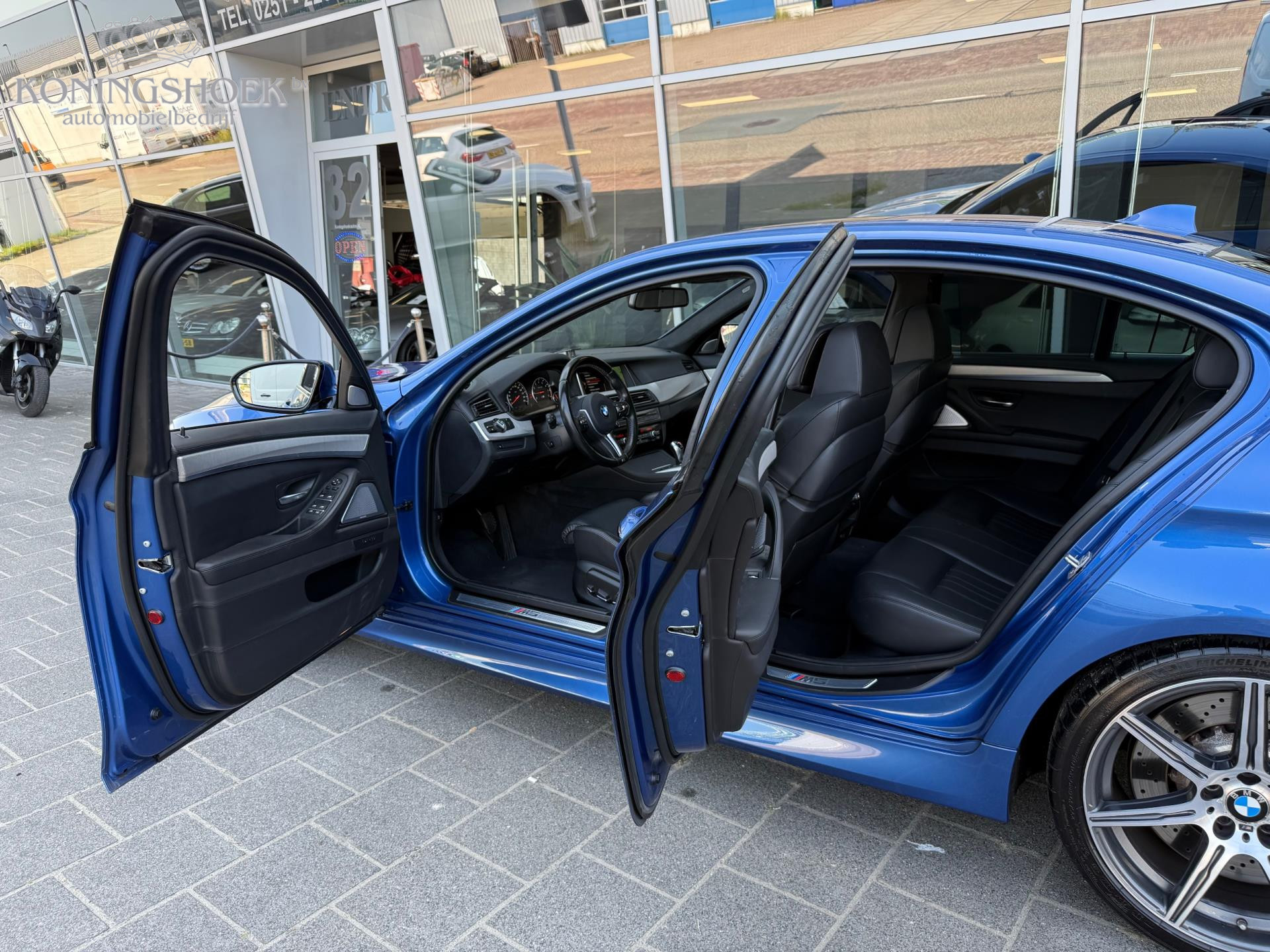 Foto van BMW M5